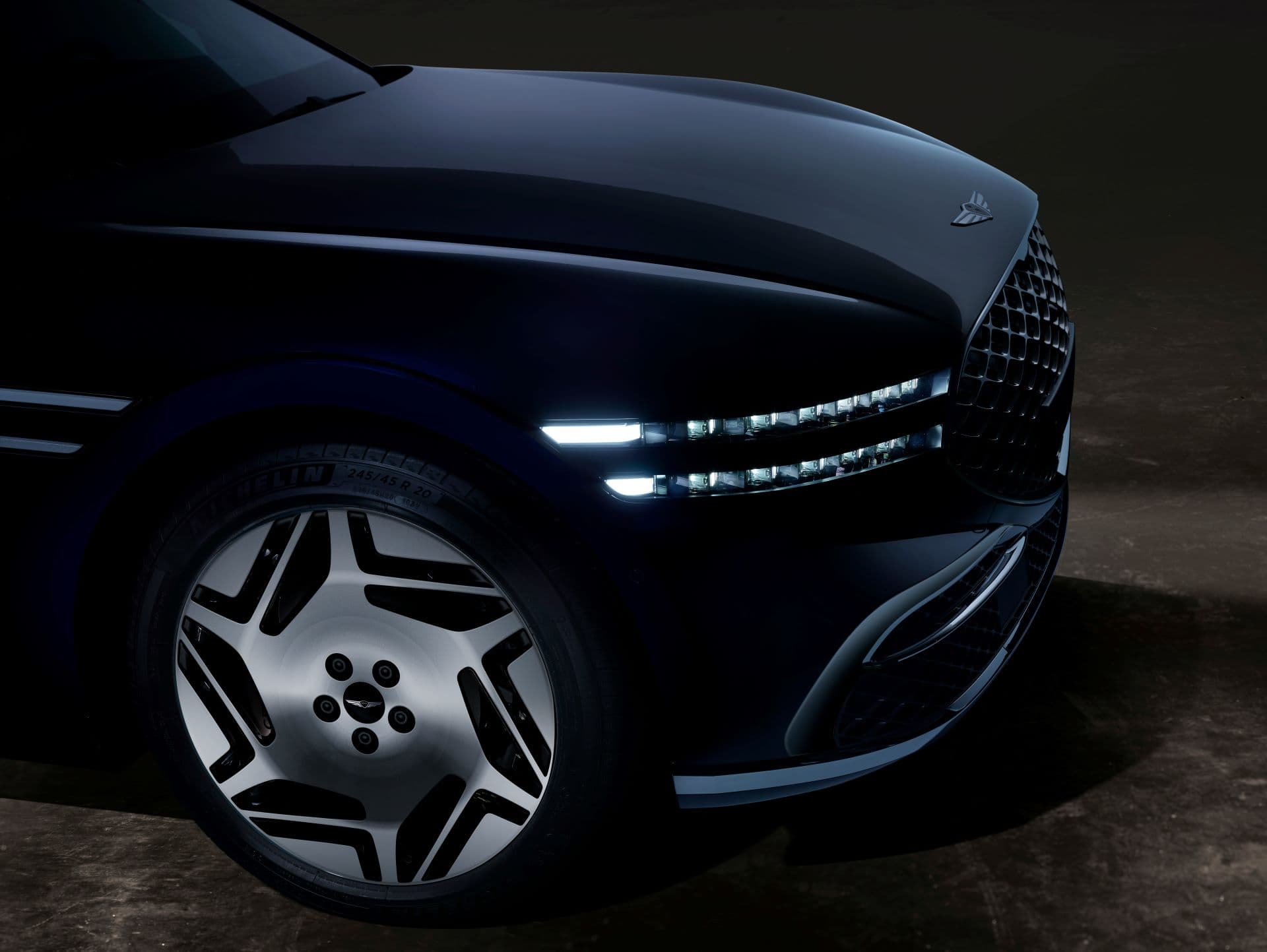 How the Luxury Electric Vehicle Market is Redefining Luxury Advertising