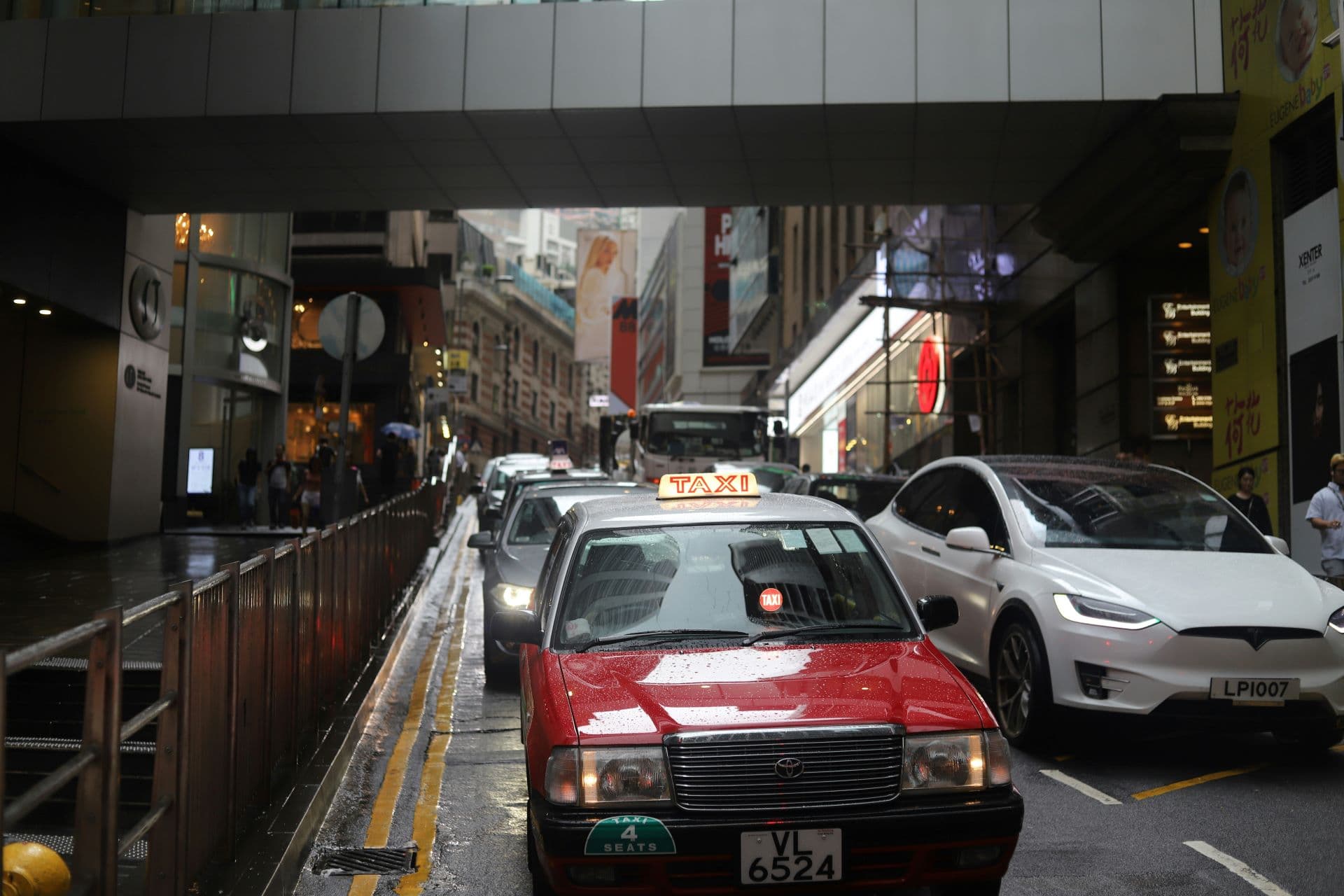 Marketing Mobility: Advertising Cars in an Era of Shared Ownership