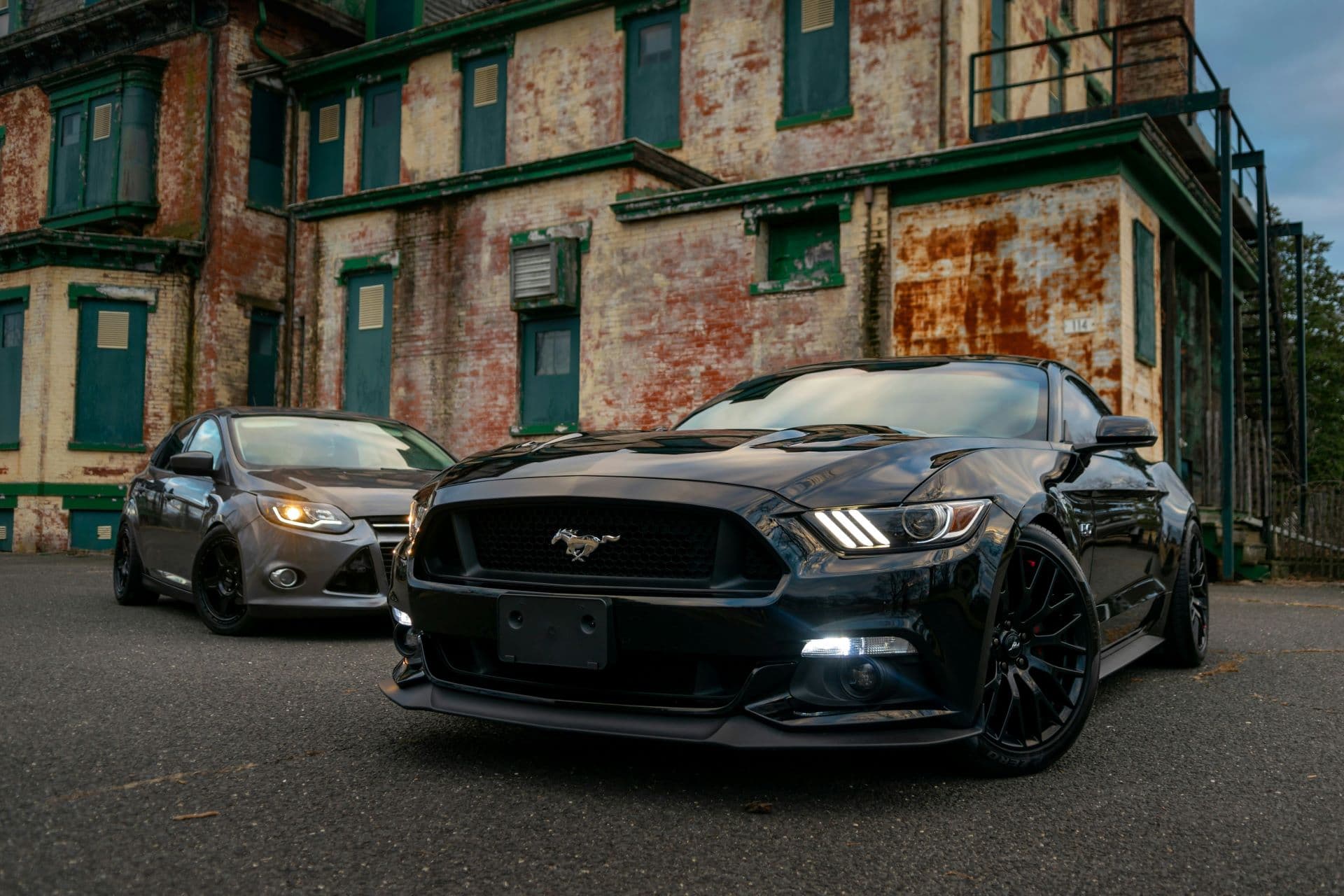 The Role of Celebrity Endorsements in Car Advertising