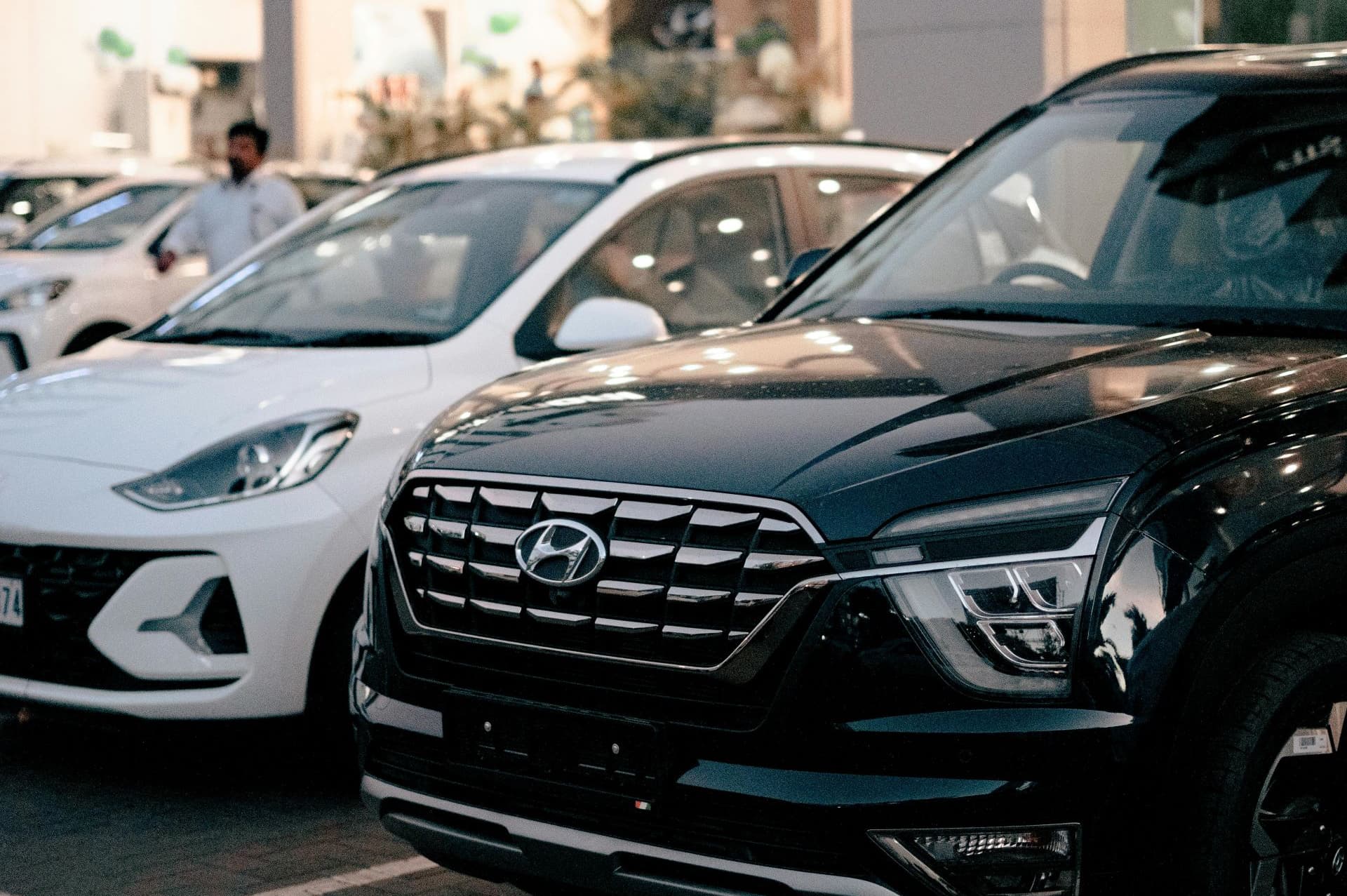 Building Trust Through Community Engagement in Dealership Marketing