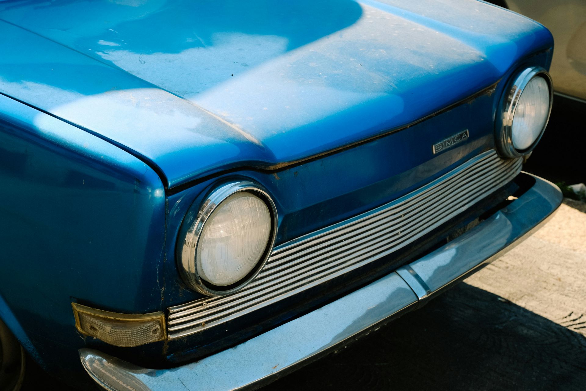 The Retro Effect How Nostalgia Drives Car Marketing-1