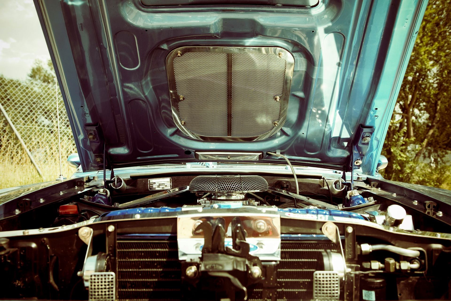 From Wrench to Reels The Rise of the Blue-Collar Auto Influencer
