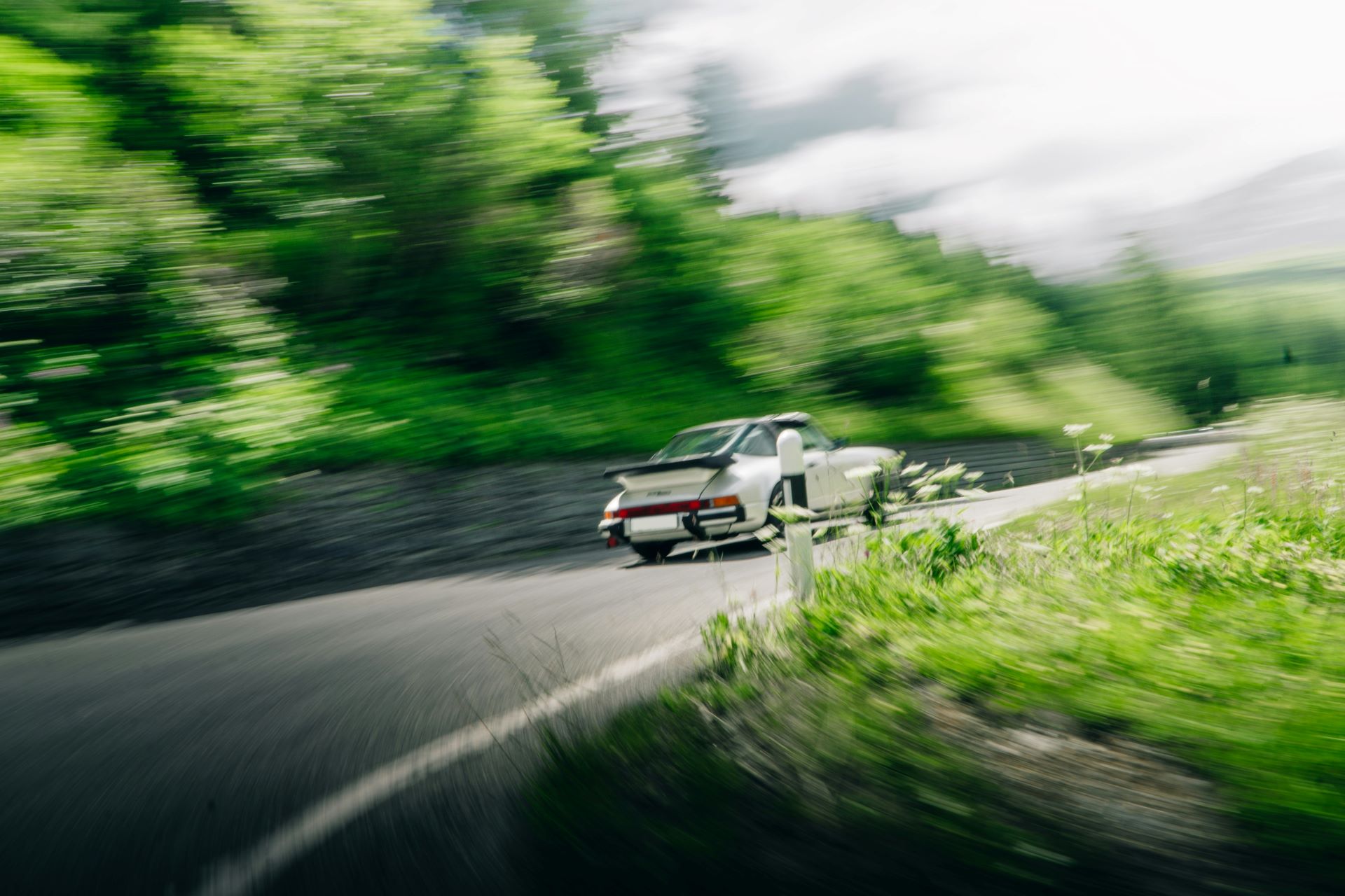 Marketing Danger Extreme Sports Drive Automotive Desire-2
