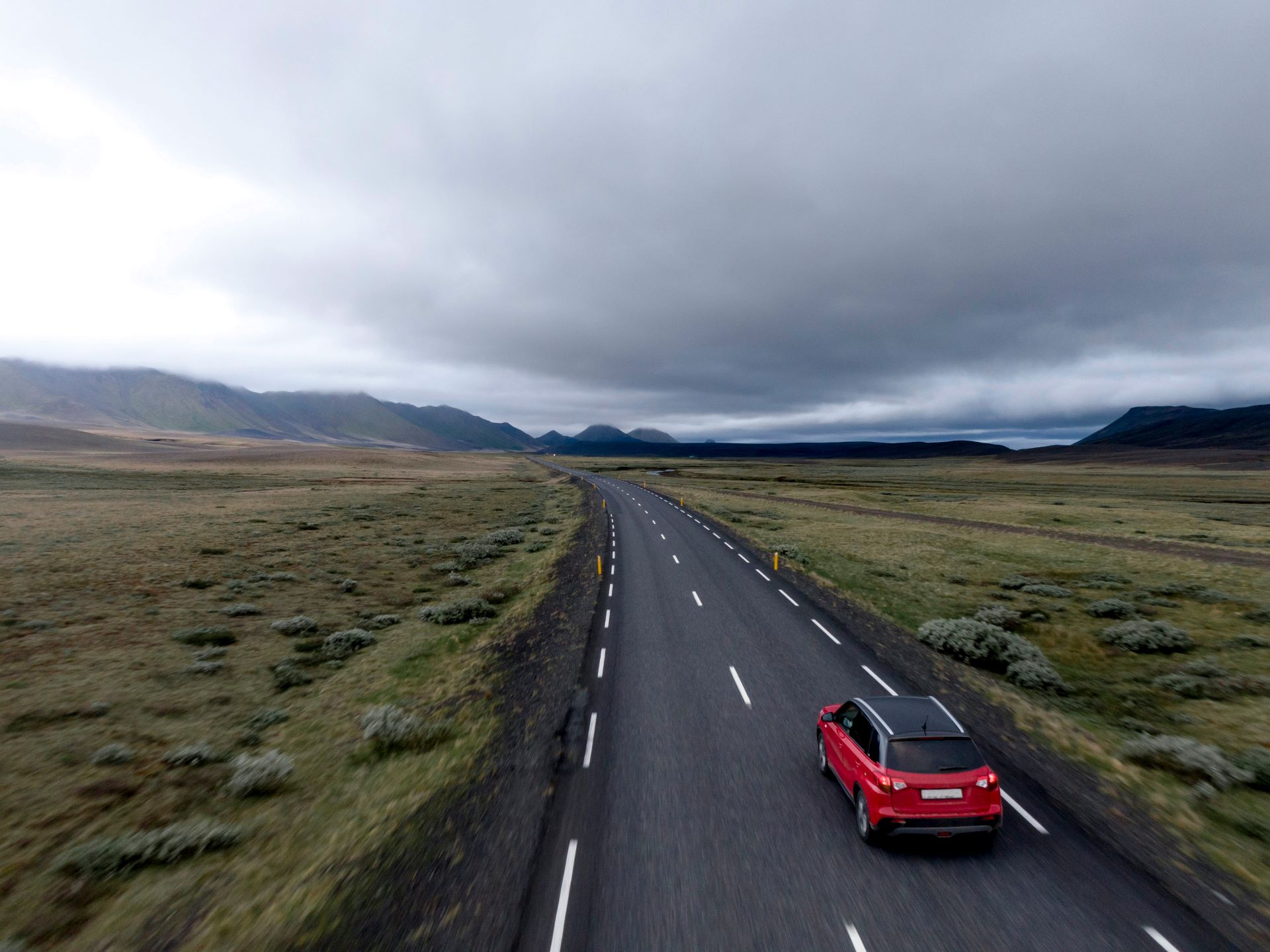 adrenaline-in-a-frame-the-cinematic-evolution-of-car-commercials-1.jpg
