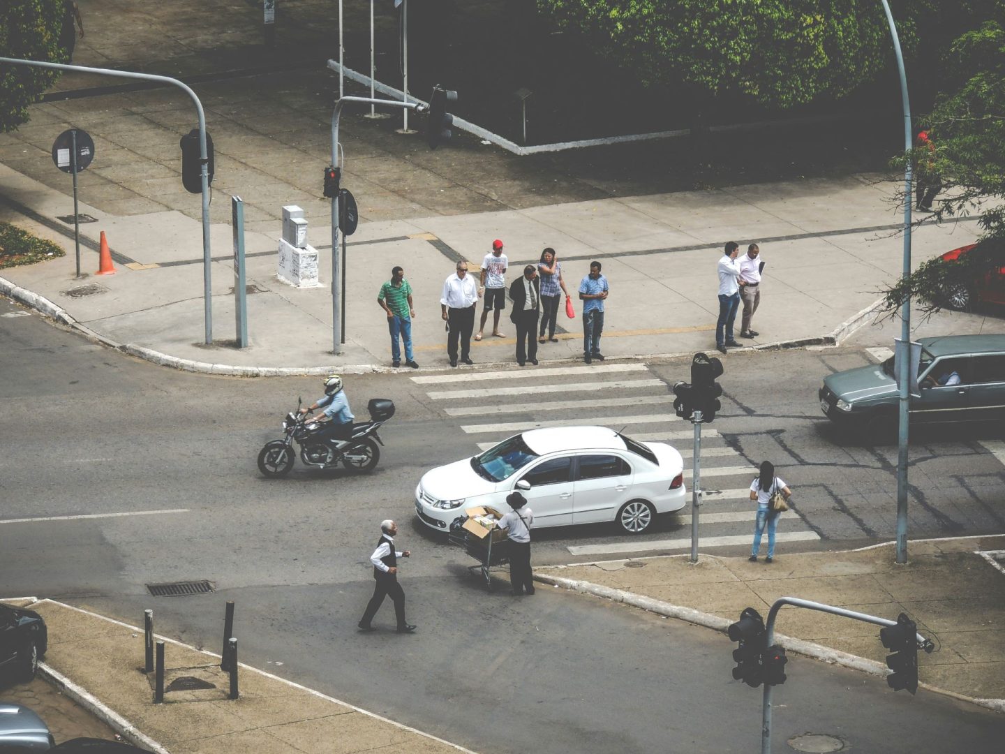 advertainment-in-the-auto-industry-when-ads-become-entertainment-2-1440x1080.jpg