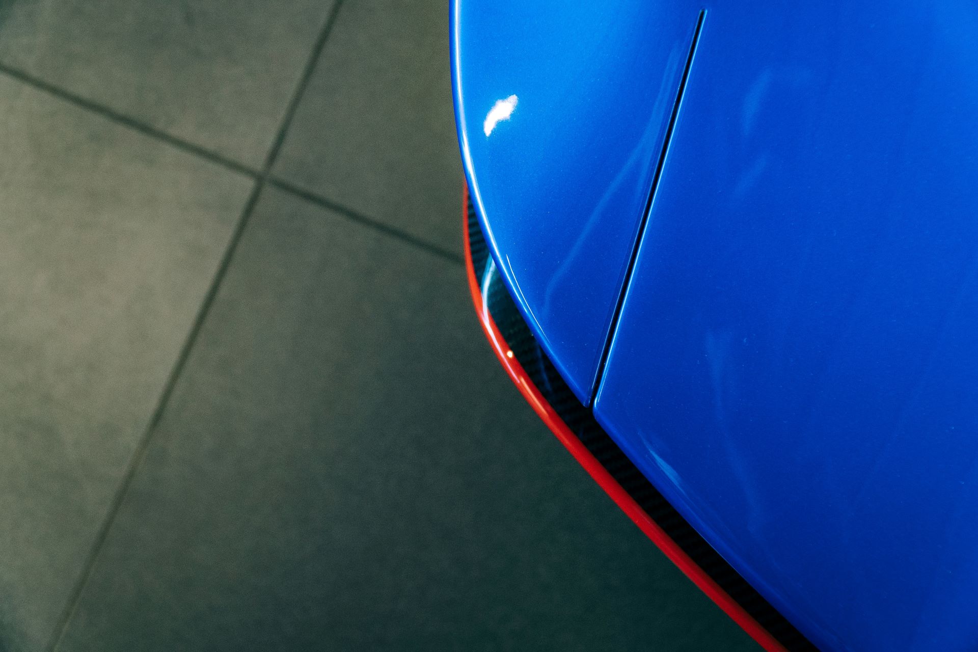 ai-powered-creativity-how-algorithms-are-shaping-automotive-ad-campaigns-1.jpg