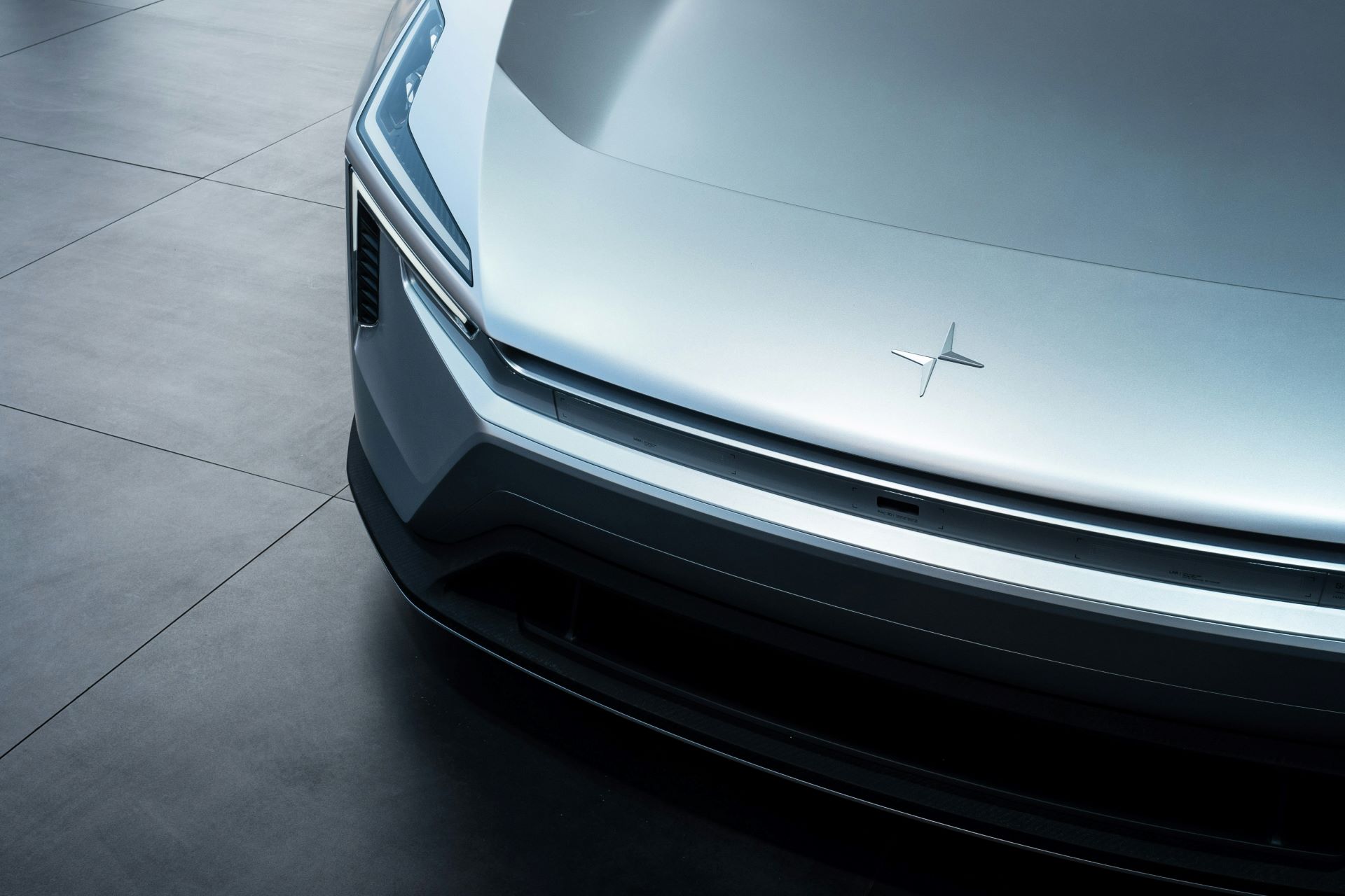 ai-powered-creativity-how-algorithms-are-shaping-automotive-ad-campaigns.jpg