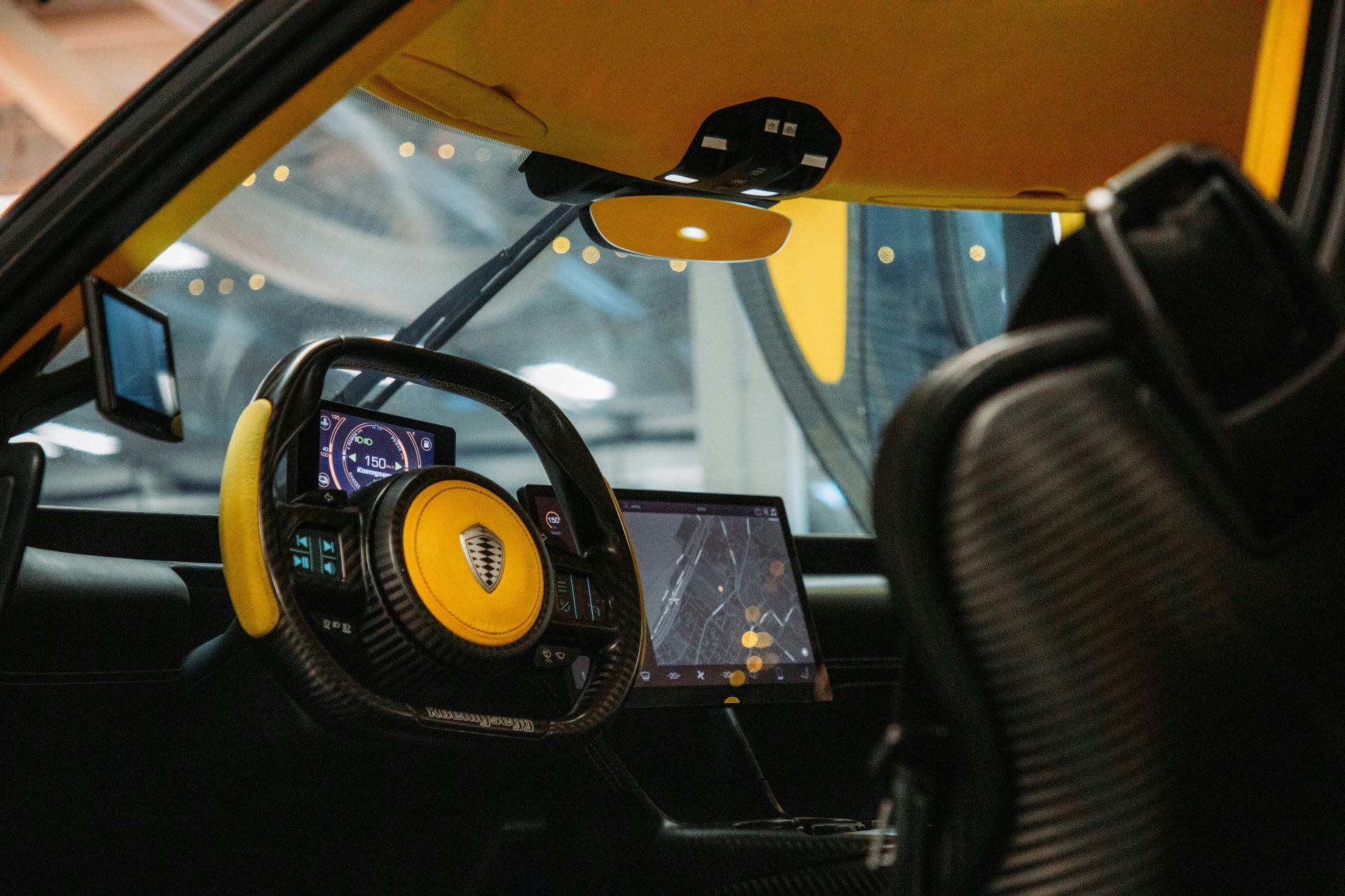 augmented-reality-and-test-drive-experiences-the-new-showroom-1.jpg