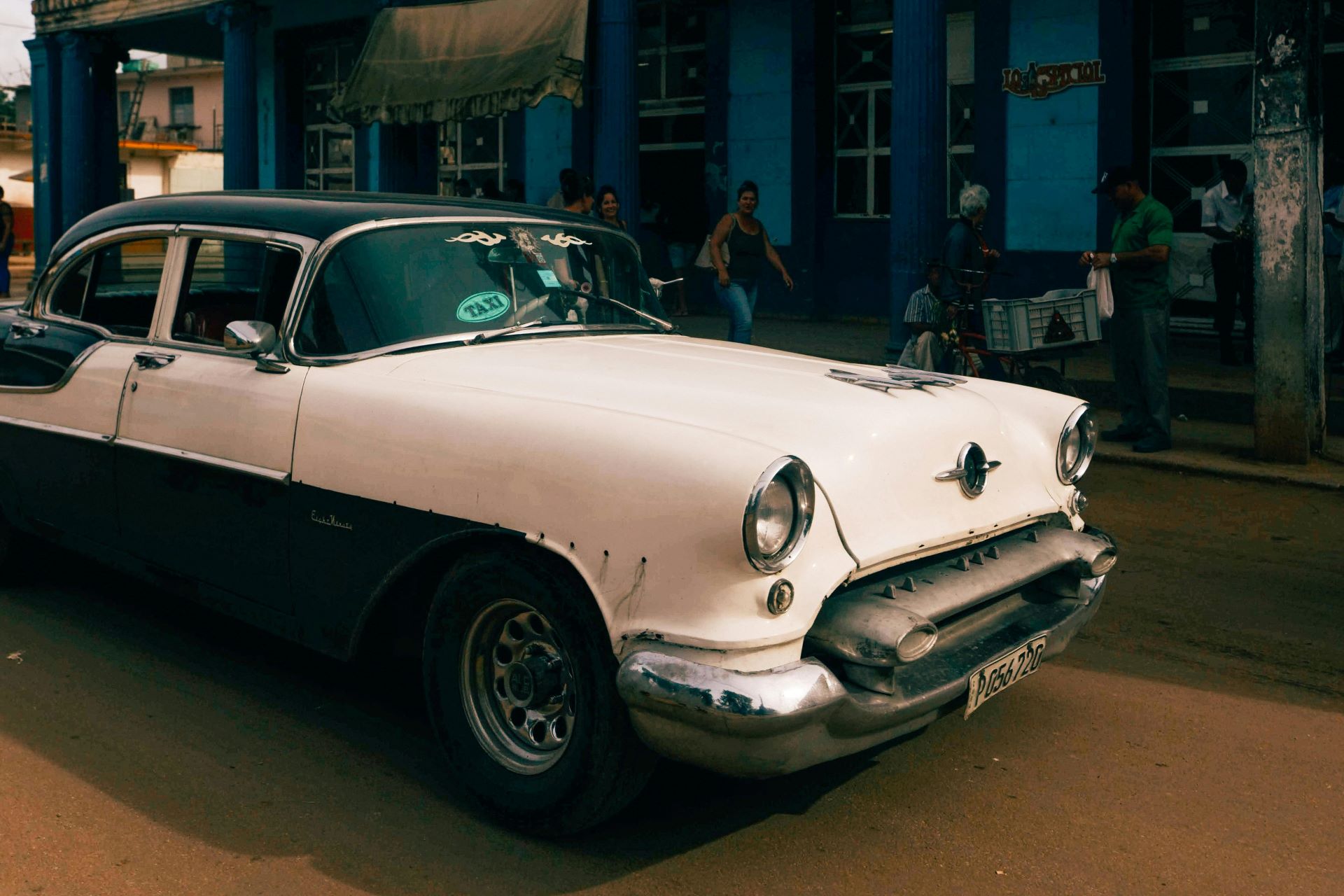 auto-museums-brand-legacy-turning-heritage-into-marketing-assets-2.jpg
