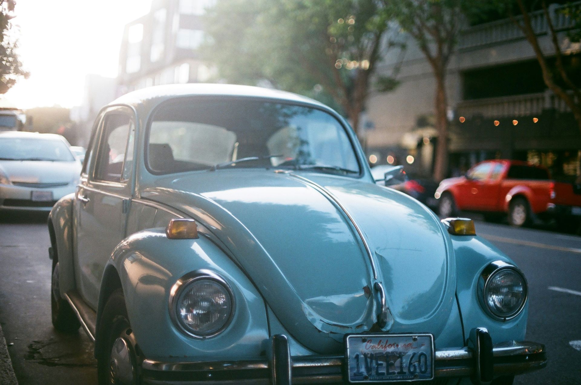 automotive-storytelling-beyond-specs-to-lifestyle-and-identity-2.jpg