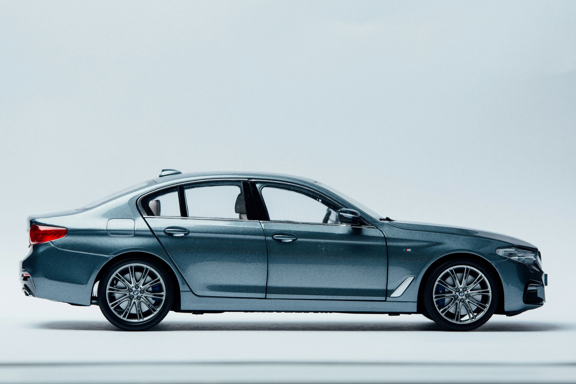 big-data-big-impact-leveraging-analytics-to-optimize-automotive-ad-campaign-1.jpg