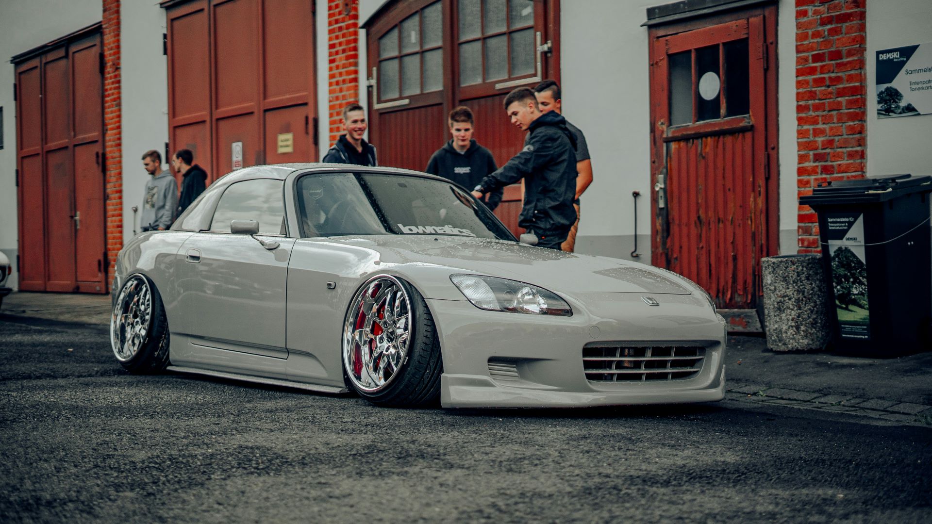 car-culture-as-content-tapping-into-enthusiast-communities-for-authentic-reach-2.jpg