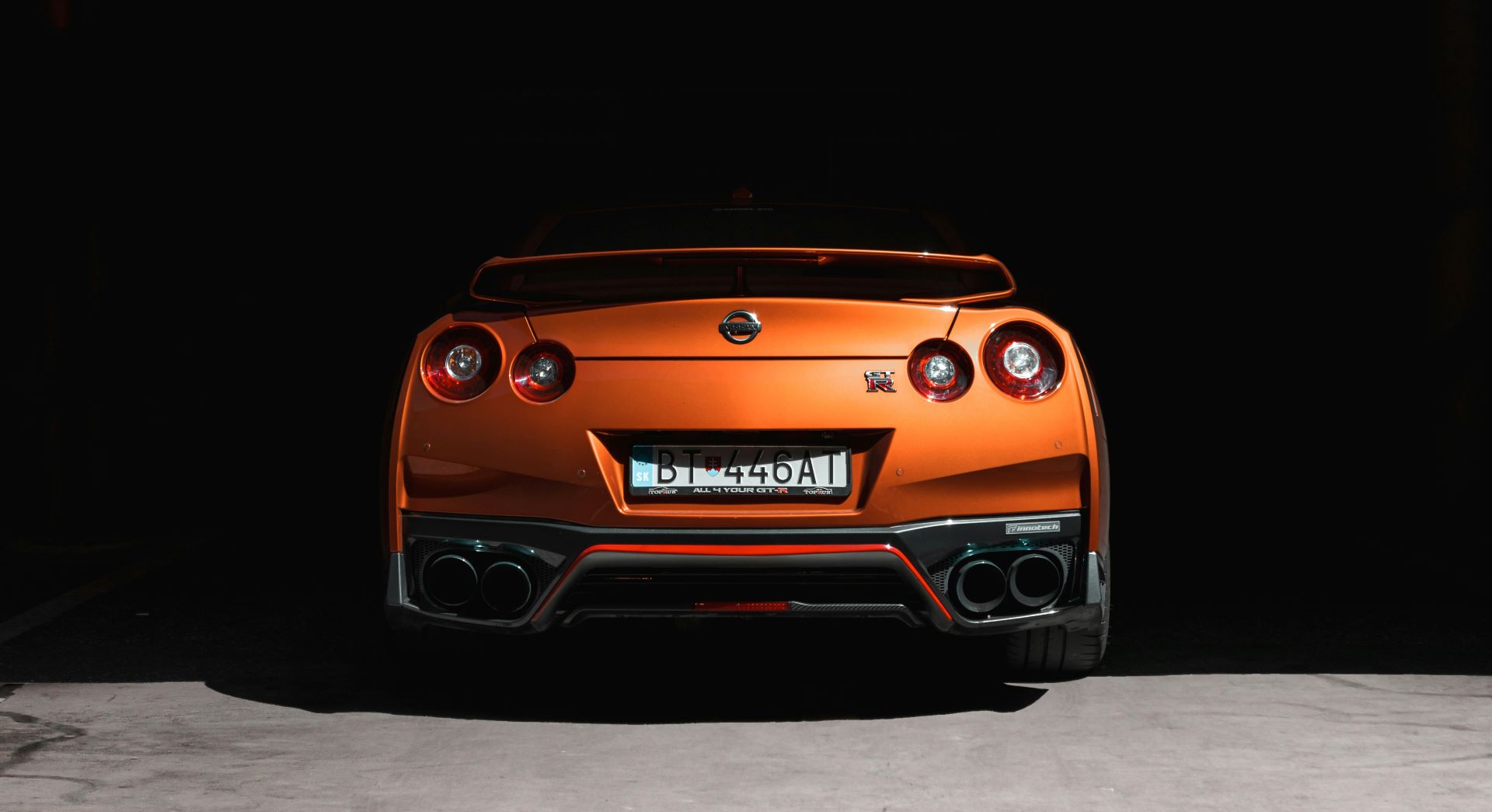 collaborations-with-tech-giants-automotive-advertising-and-the-smart-car-revolution-2.jpg