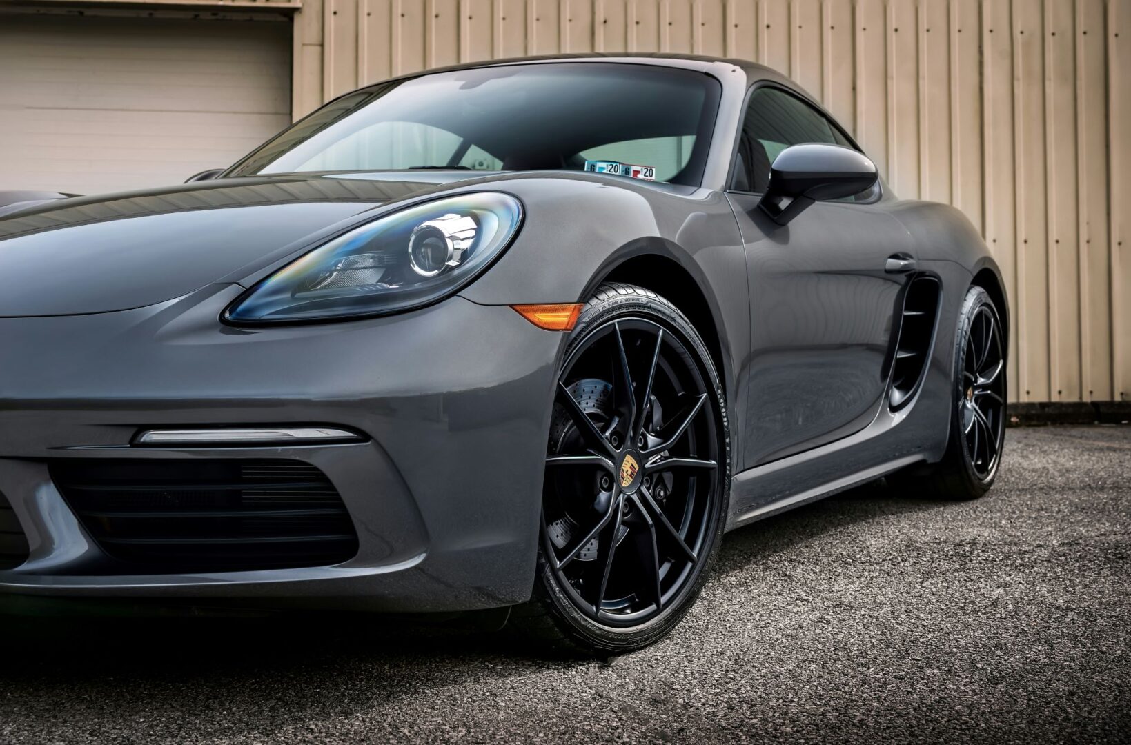 drive-the-dream-how-luxury-automotive-brands-build-aspiration-through-storytelling-1-1639x1080.jpg