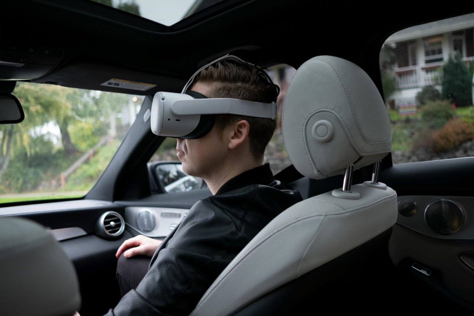 driving-play-how-gamification-and-immersive-reality-are-rewriting-automotive-marketing-1-1620x1080.jpg