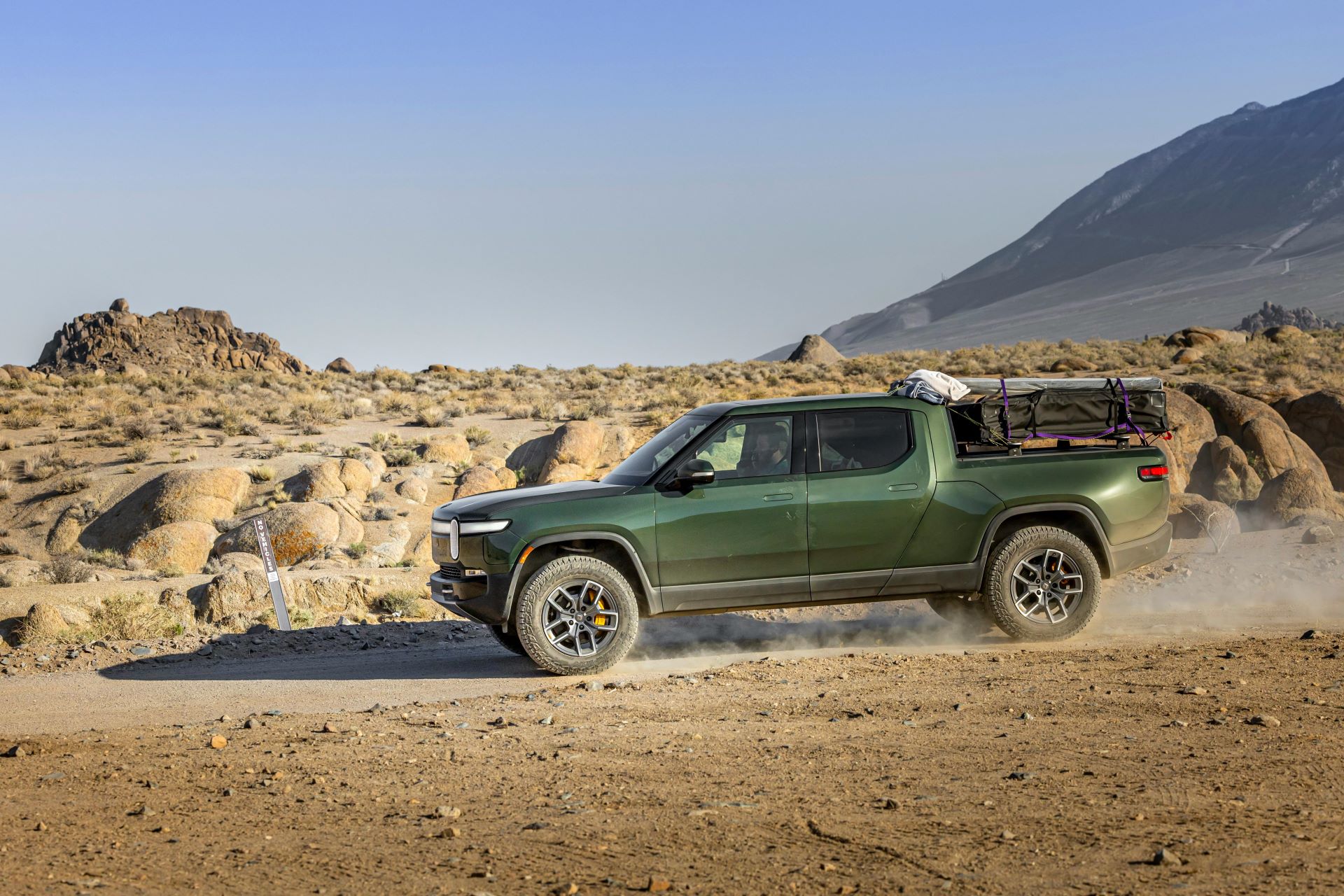 electric-suvs-selling-adventure-without-losing-green-cred-1