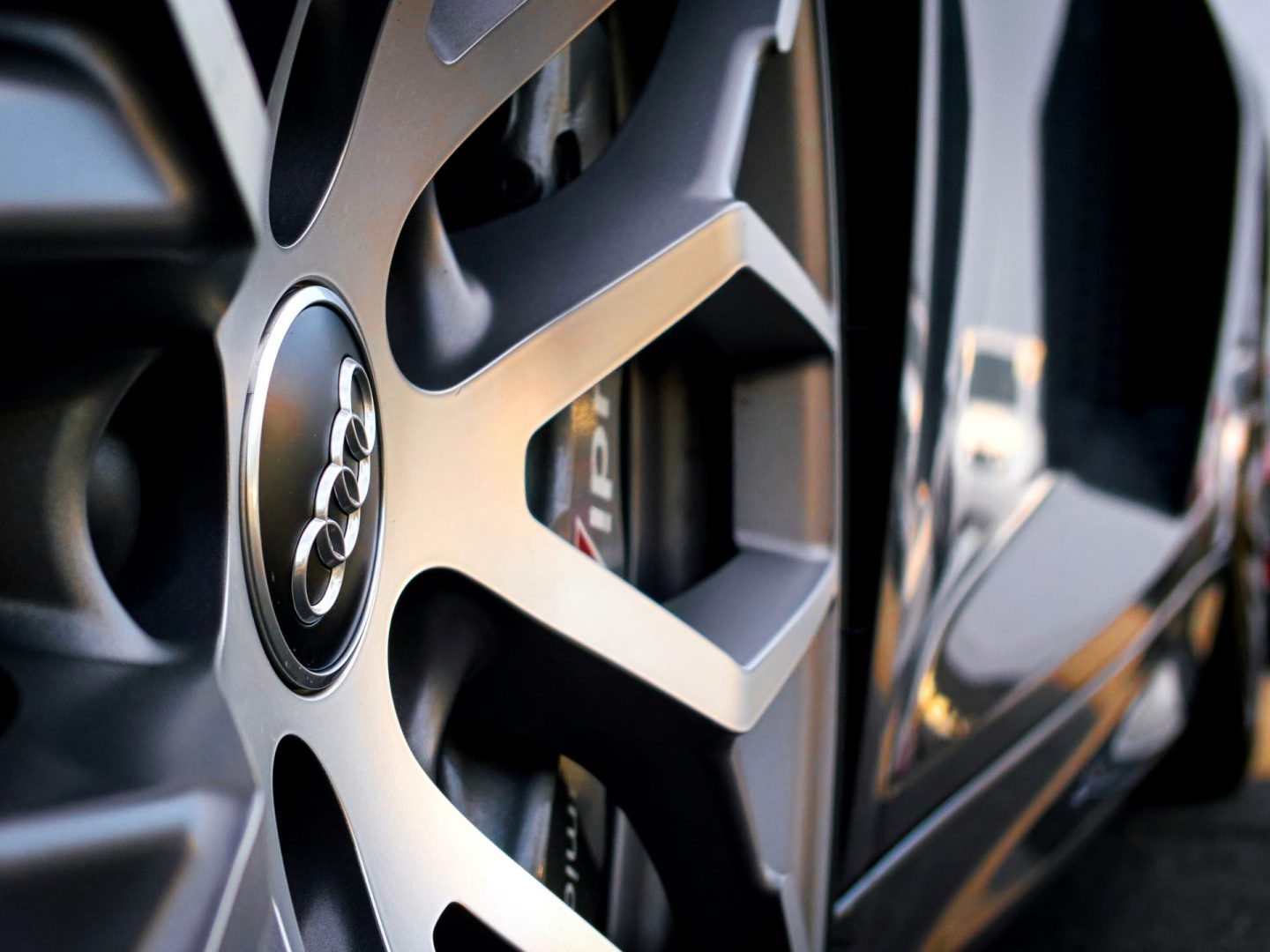 experiential-marketing-and-car-ads-turning-test-drives-into-memorable-experiences-1440x1080.jpg