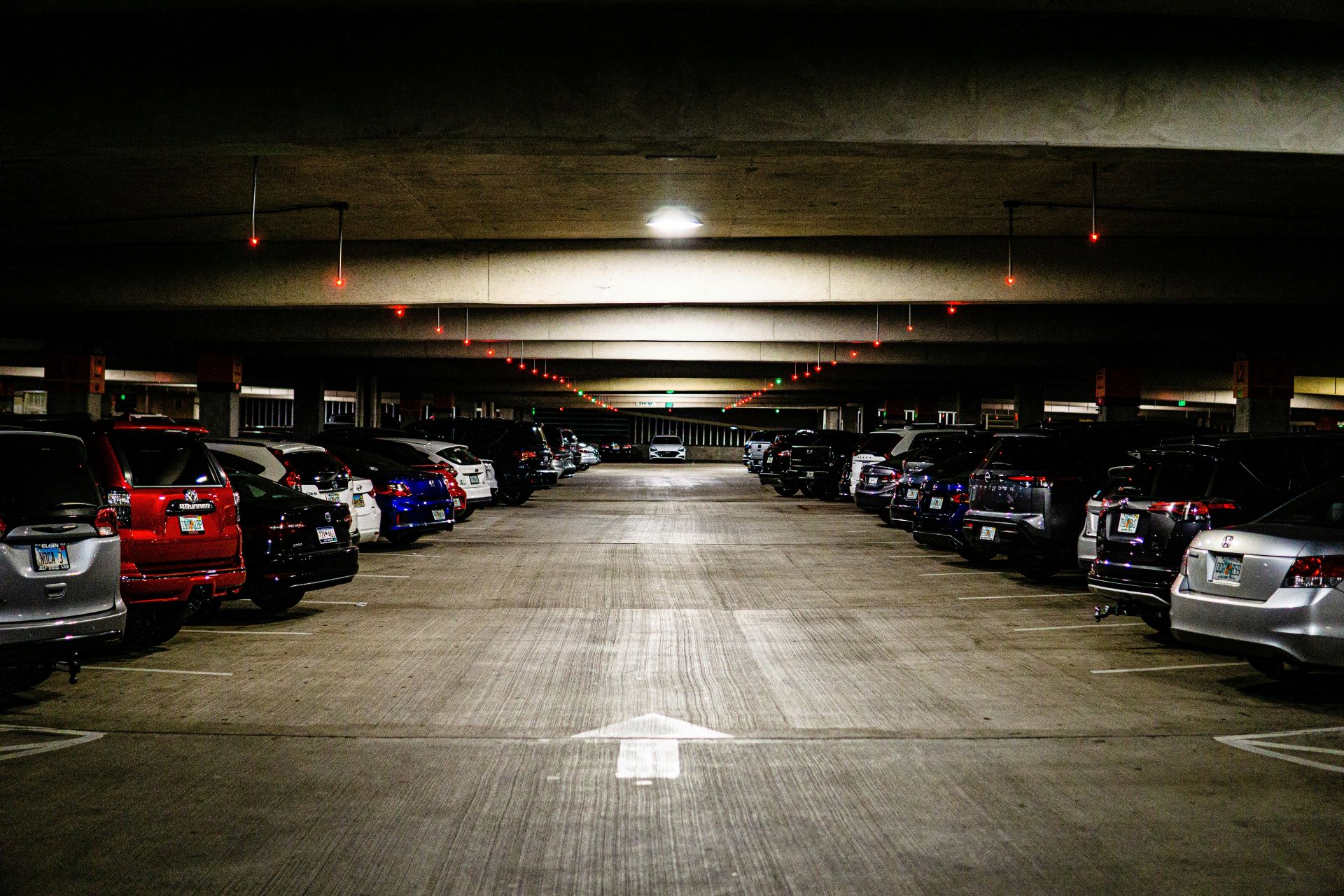 experiential-retail-spaces-in-automotive-marketing.jpg