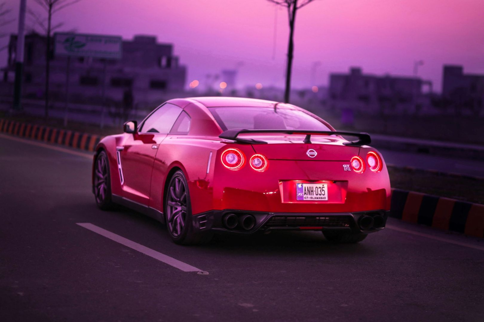 from-dealership-to-neighbourhood-why-localised-automotive-ads-matter-more-than-ever-2-1620x1080.jpg