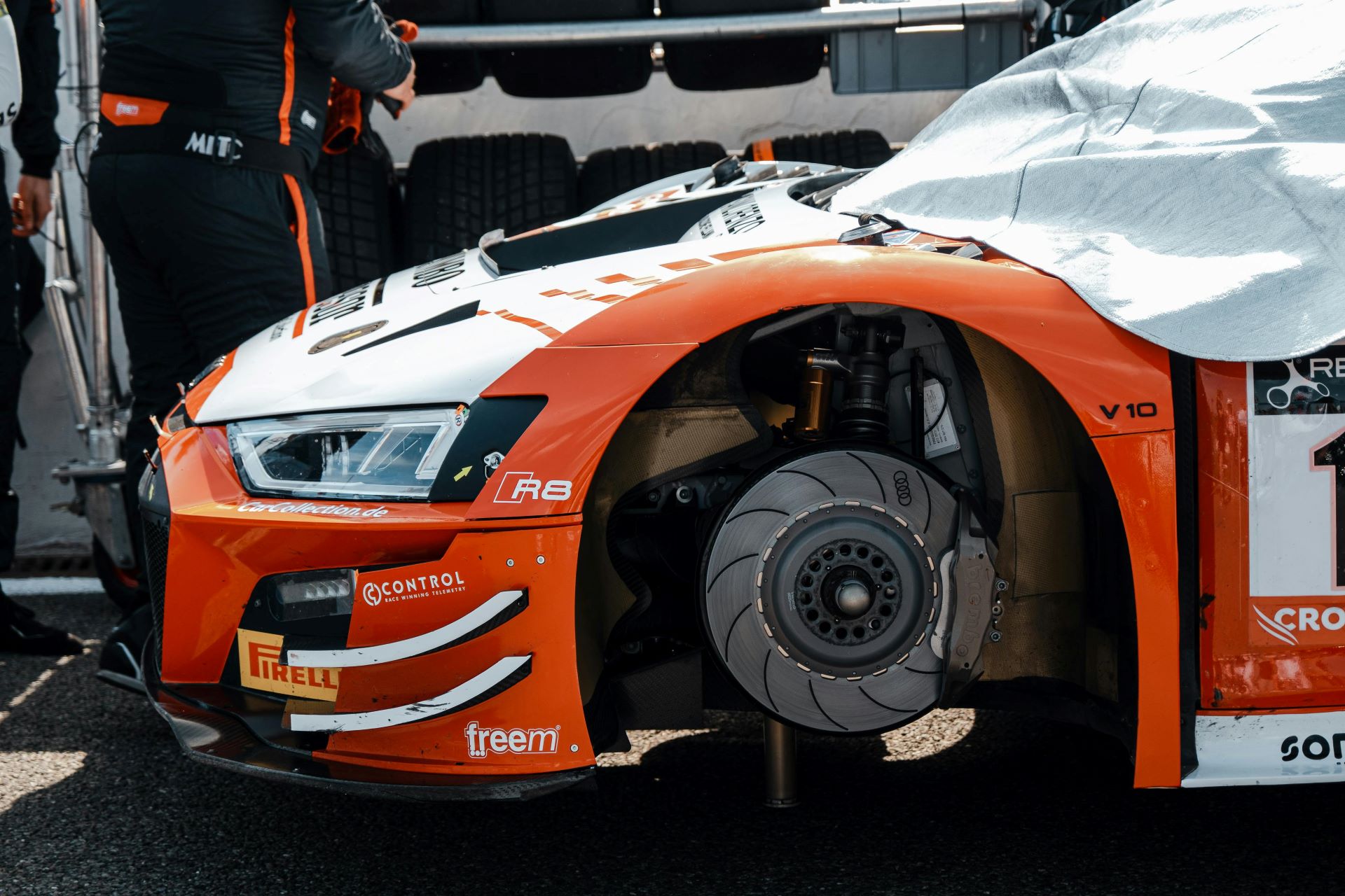 from-pit-stop-to-prime-time-motorsport-sponsorship-as-a-brand-bowerplay-2.jpg