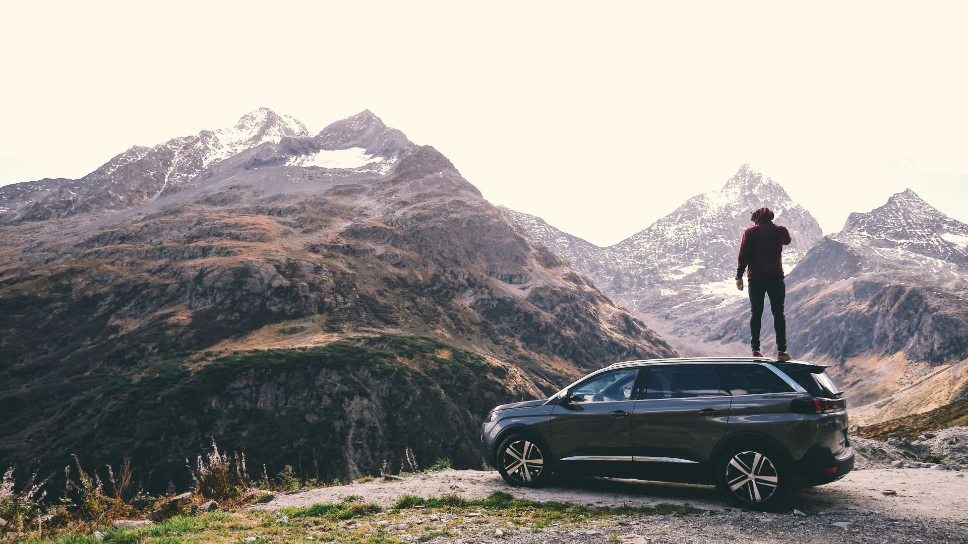 from-radio-jingles-to-digital-dreams-the-evolution-of-automotive-advertising-1.jpg