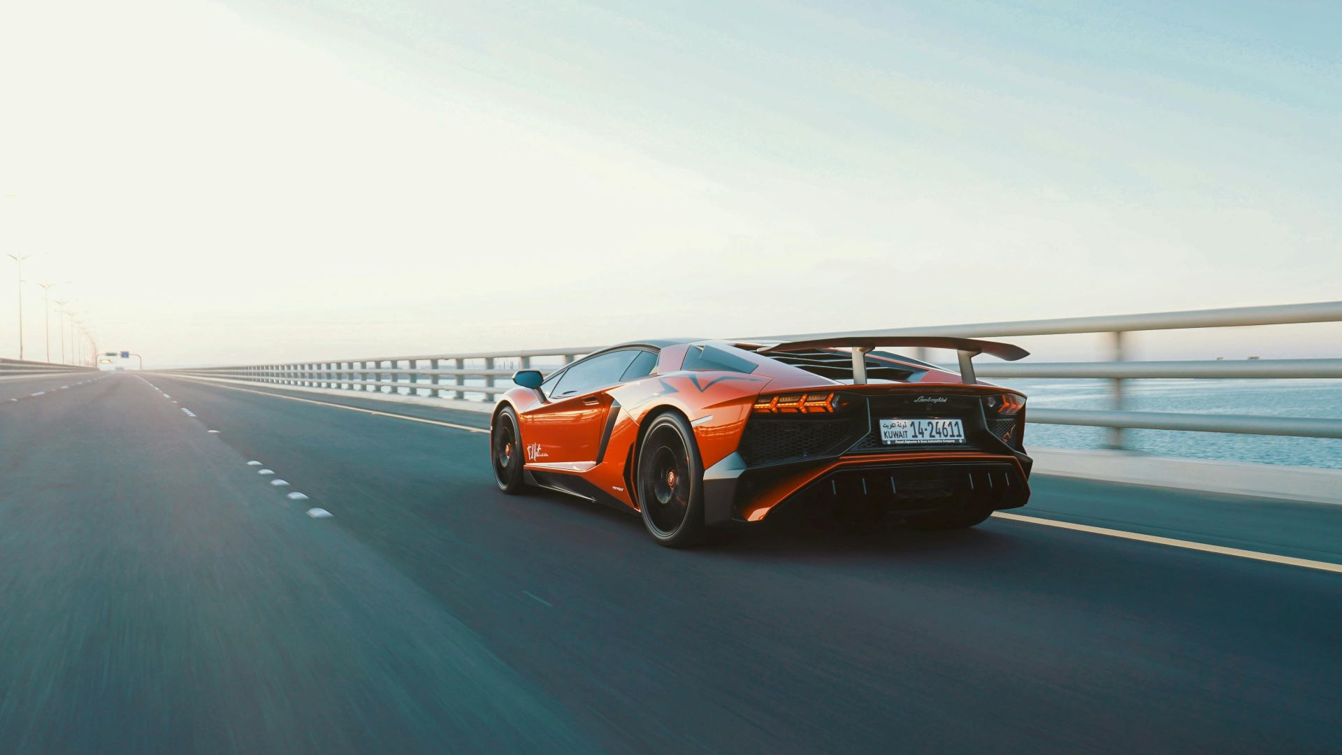 from-track-to-street-how-motorsport-innovations-shape-everyday-cars-2.jpg