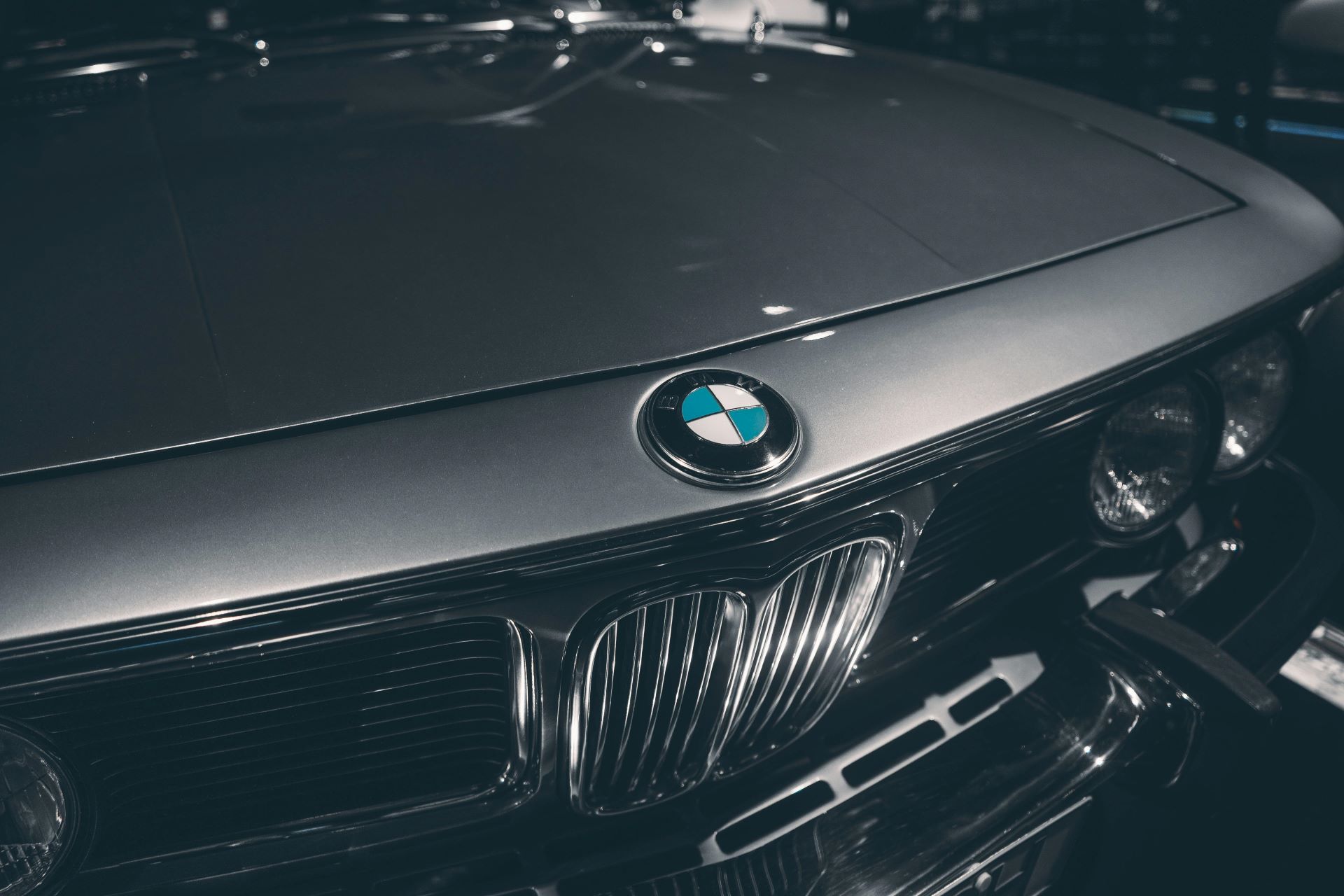 from-vintage-glory-to-modern-mastery-why-heritage-is-the-engine-behind-every-icon-1.jpg