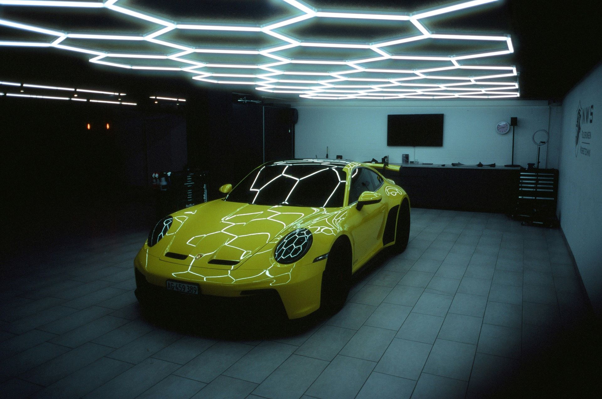 gaming-automotive-marketing-cars-in-virtual-worlds-2.jpg