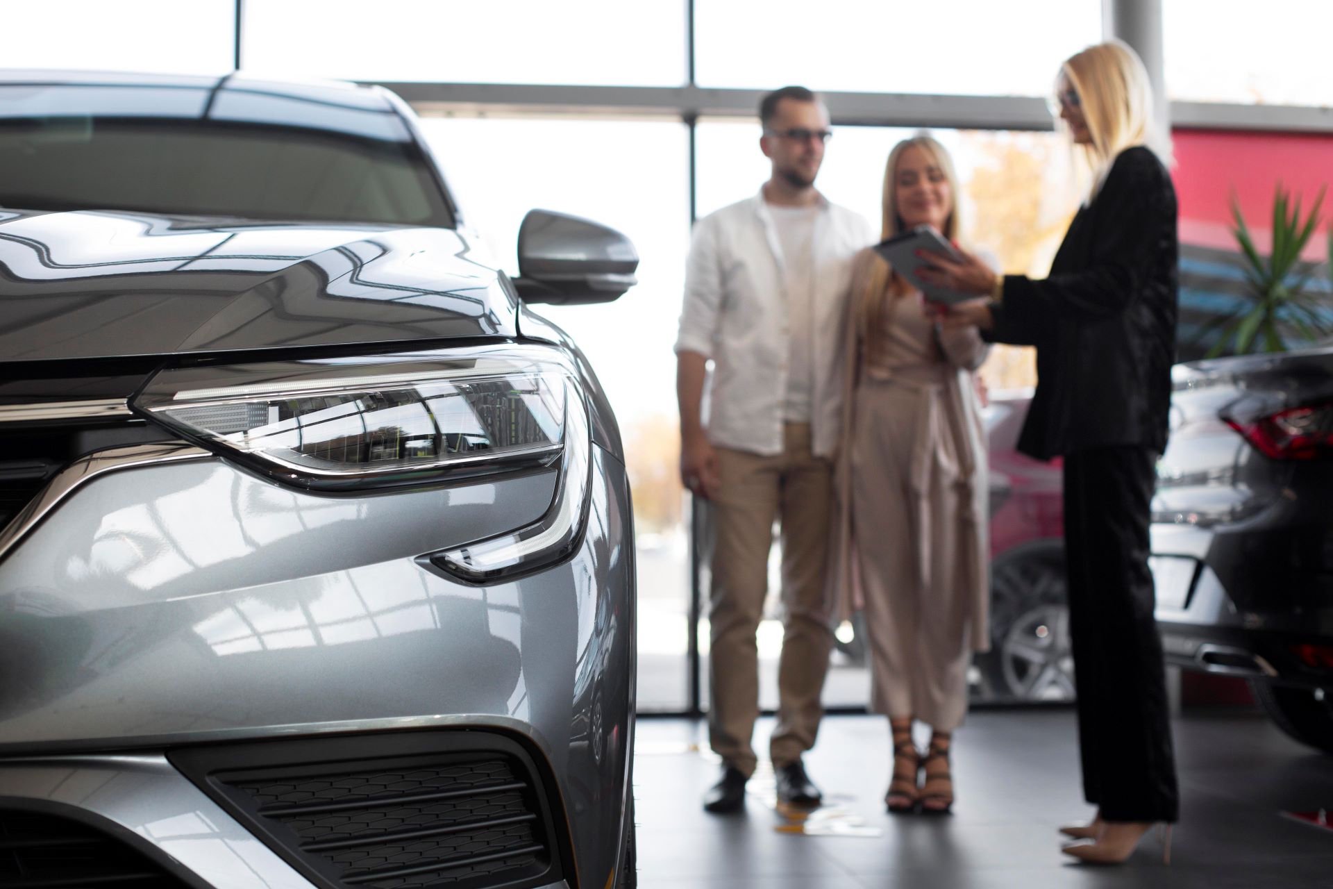 how-car-brands-use-architecture-to-signal-status-2