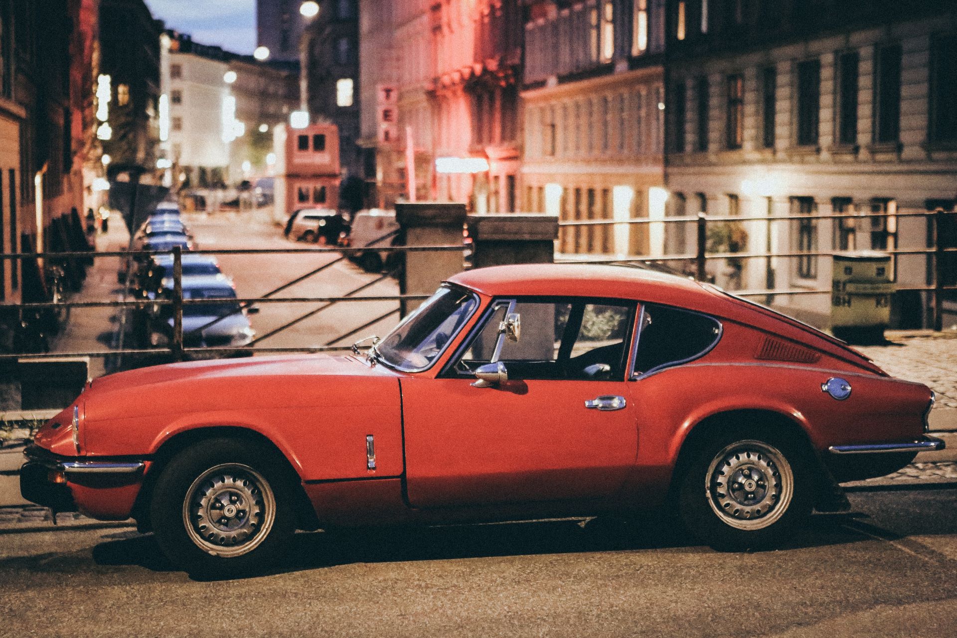 how-car-brands-use-nostalgia-without-looking-back-2