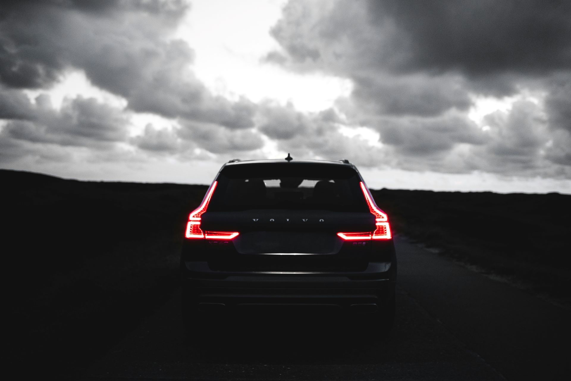 how-local-dealerships-can-compete-with-big-brands-using-smart-marketing.jpg