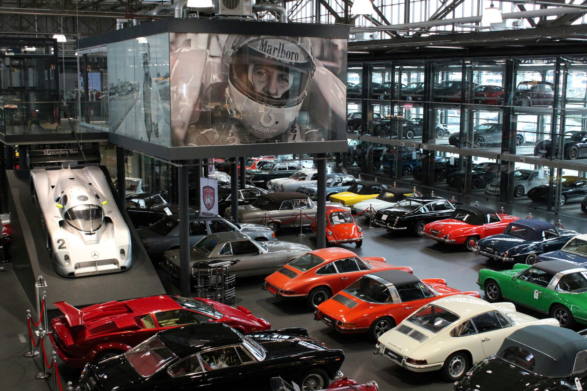 immersive-dealership-experiences-redefining-automotive-retail.jpg