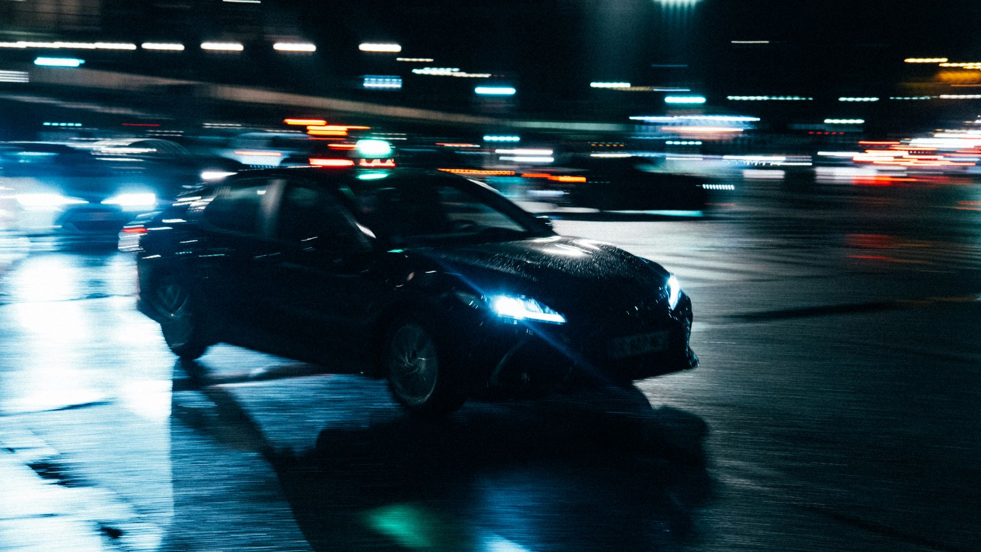 immersive-launch-events-how-vr-cinematic-storytelling-and-influencer-power-are-redefining-the-automotive-debut-1.jpg