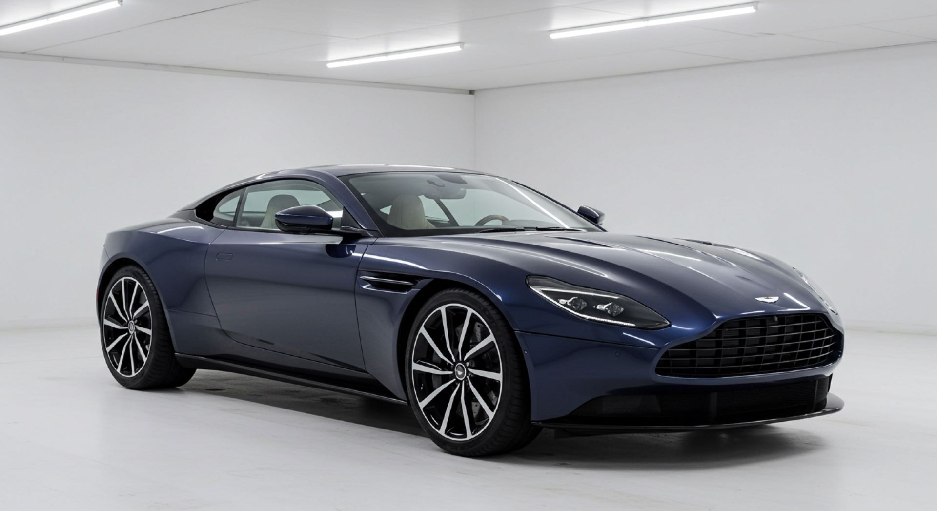 luxury-on-wheels-the-latest-trends-in-high-end-automobiles-1.jpg