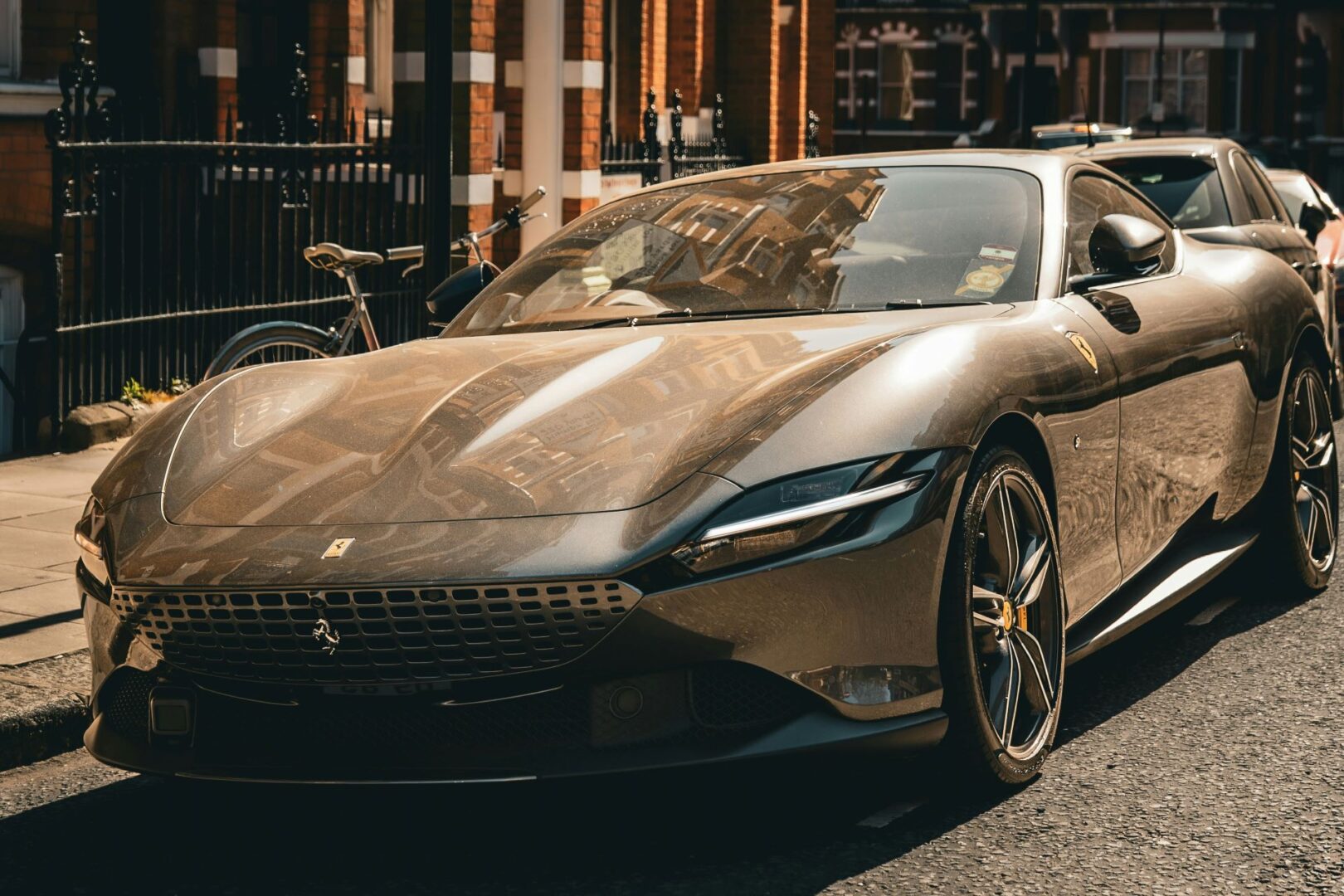 luxury-vs-lifestyle-how-premium-and-mass-market-car-brands-speak-to-different-aspirations-3-1620x1080-1.jpg