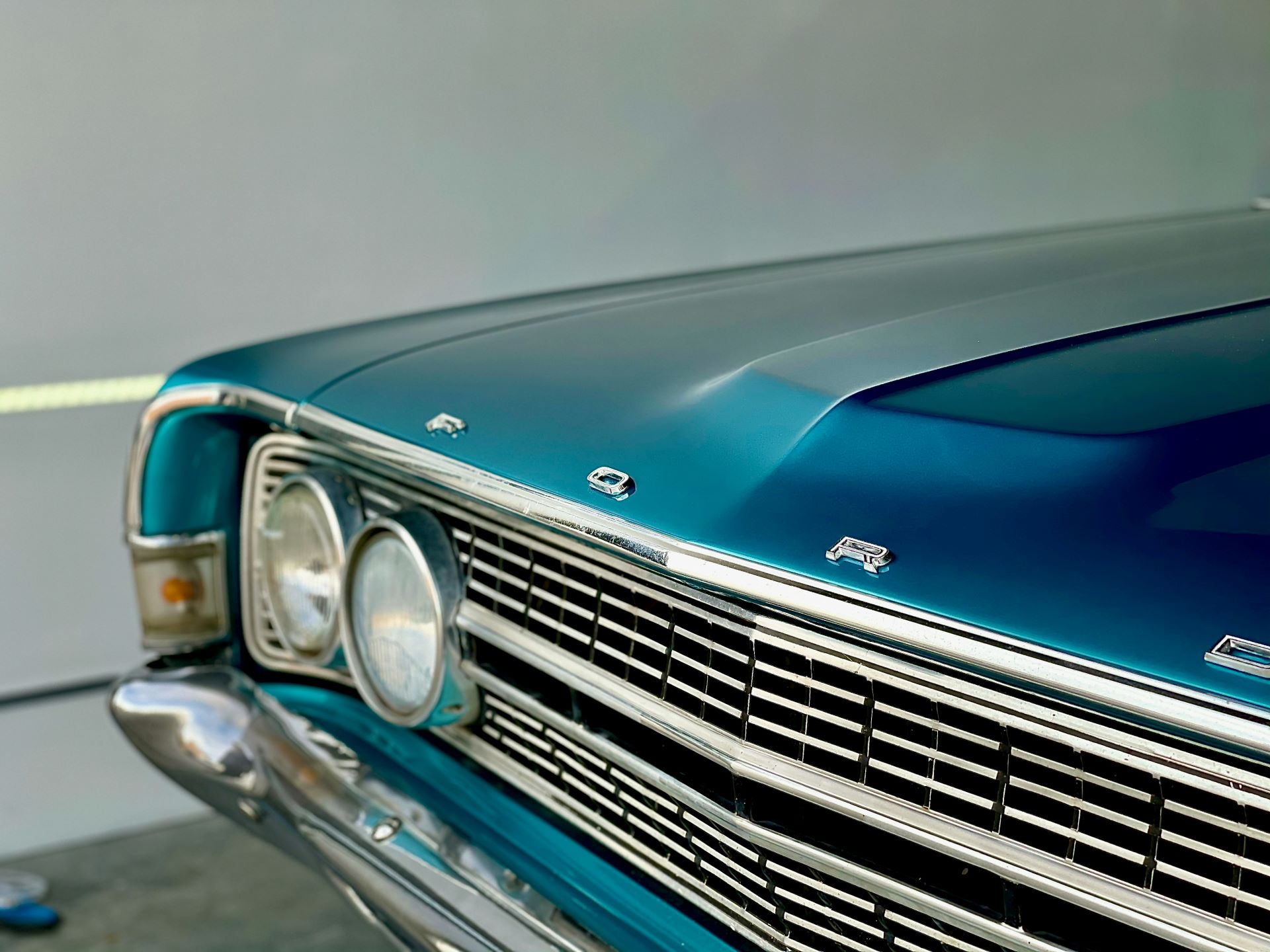 marketing-across-generations-how-automotive-brands-speak-to-gen-z-and-baby-boomers-1.jpg