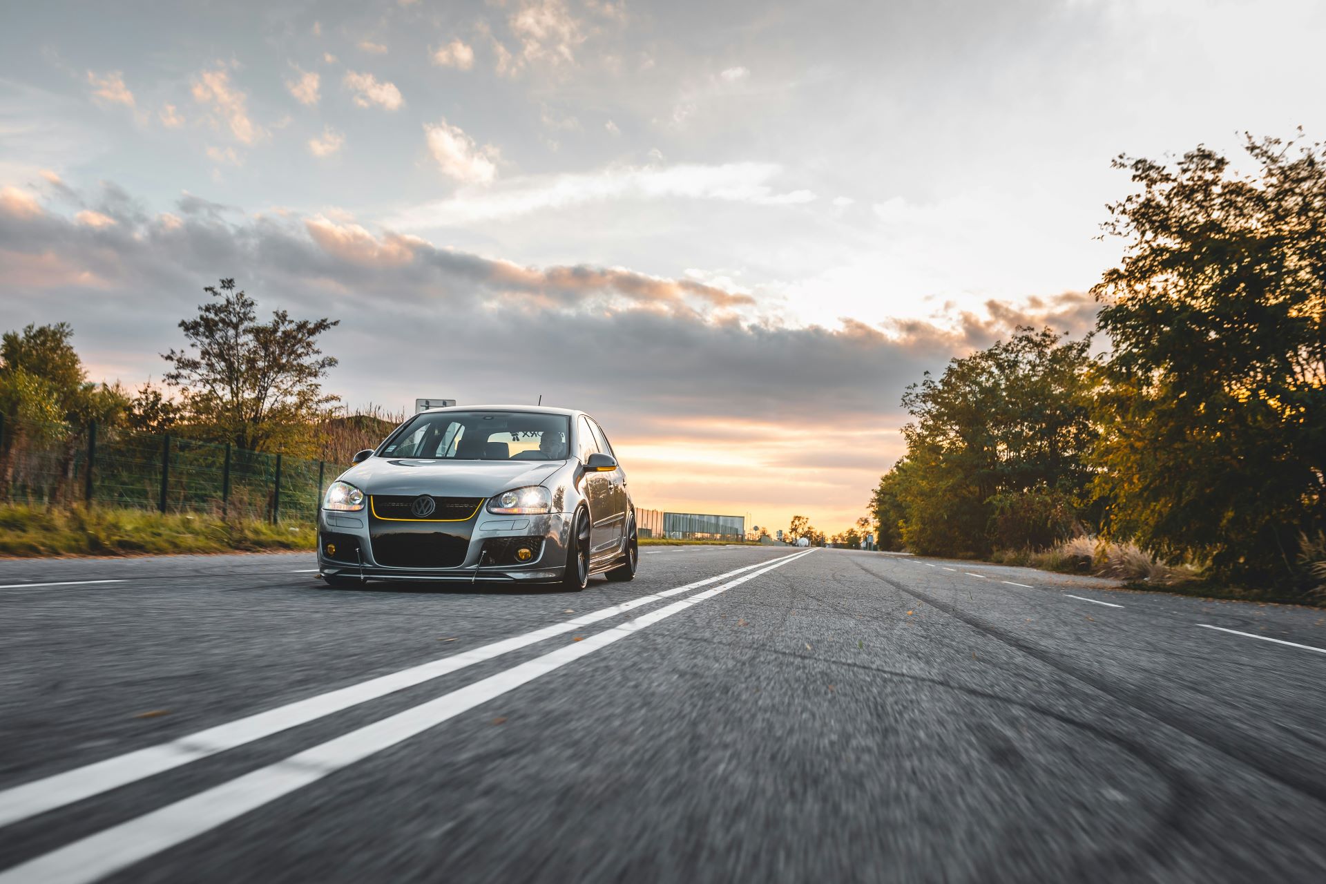marketing-the-invisible-how-to-sell-software-defined-vehicles-to-a-traditional-audience.jpg