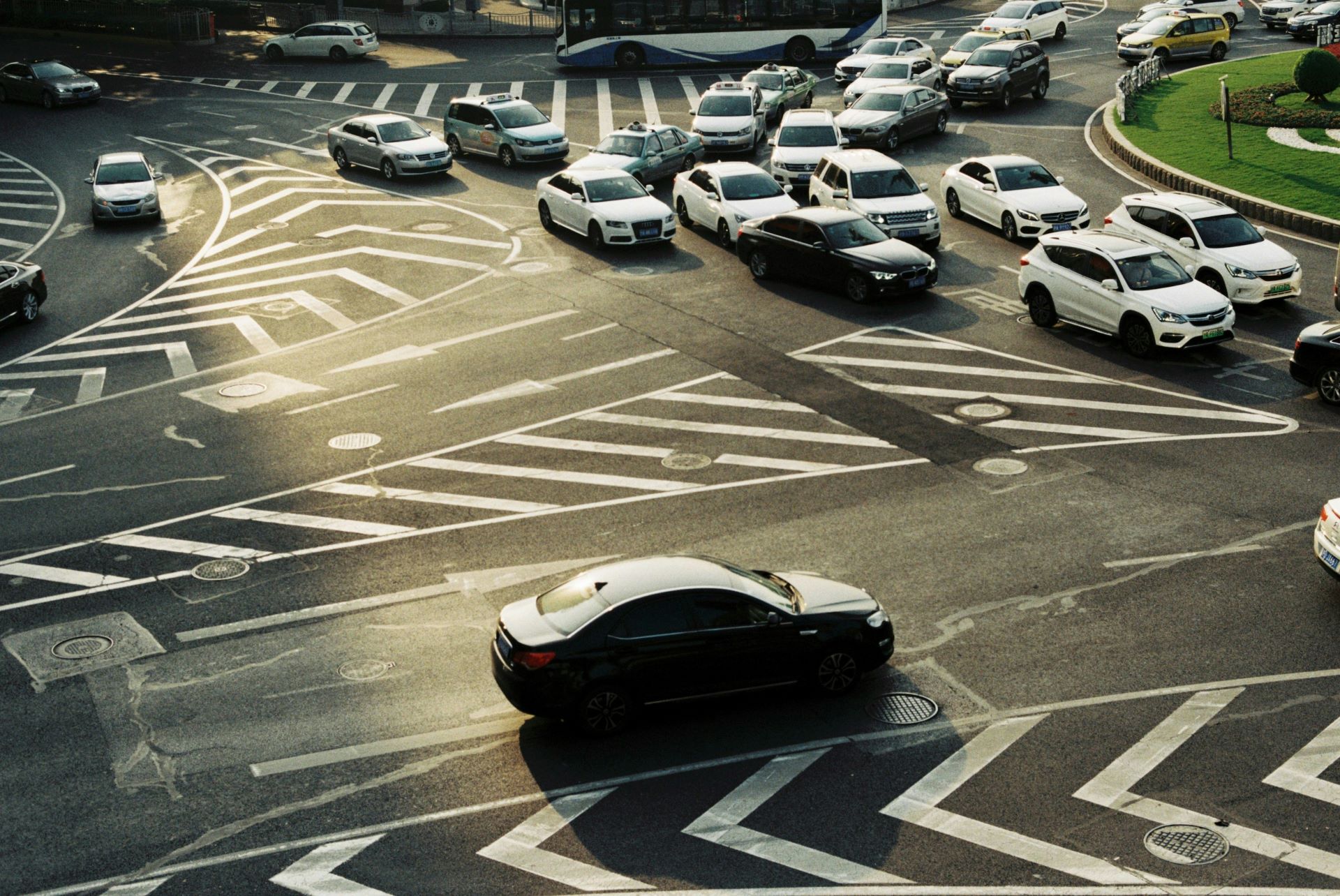 micro-moments-in-automotive-marketing-winning-attention-in-a-digital-age-2.jpg