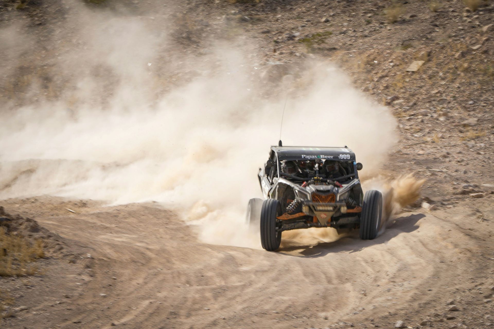 off-road-adventures-crafting-campaigns-for-the-rugged-enthusiast-2.jpg