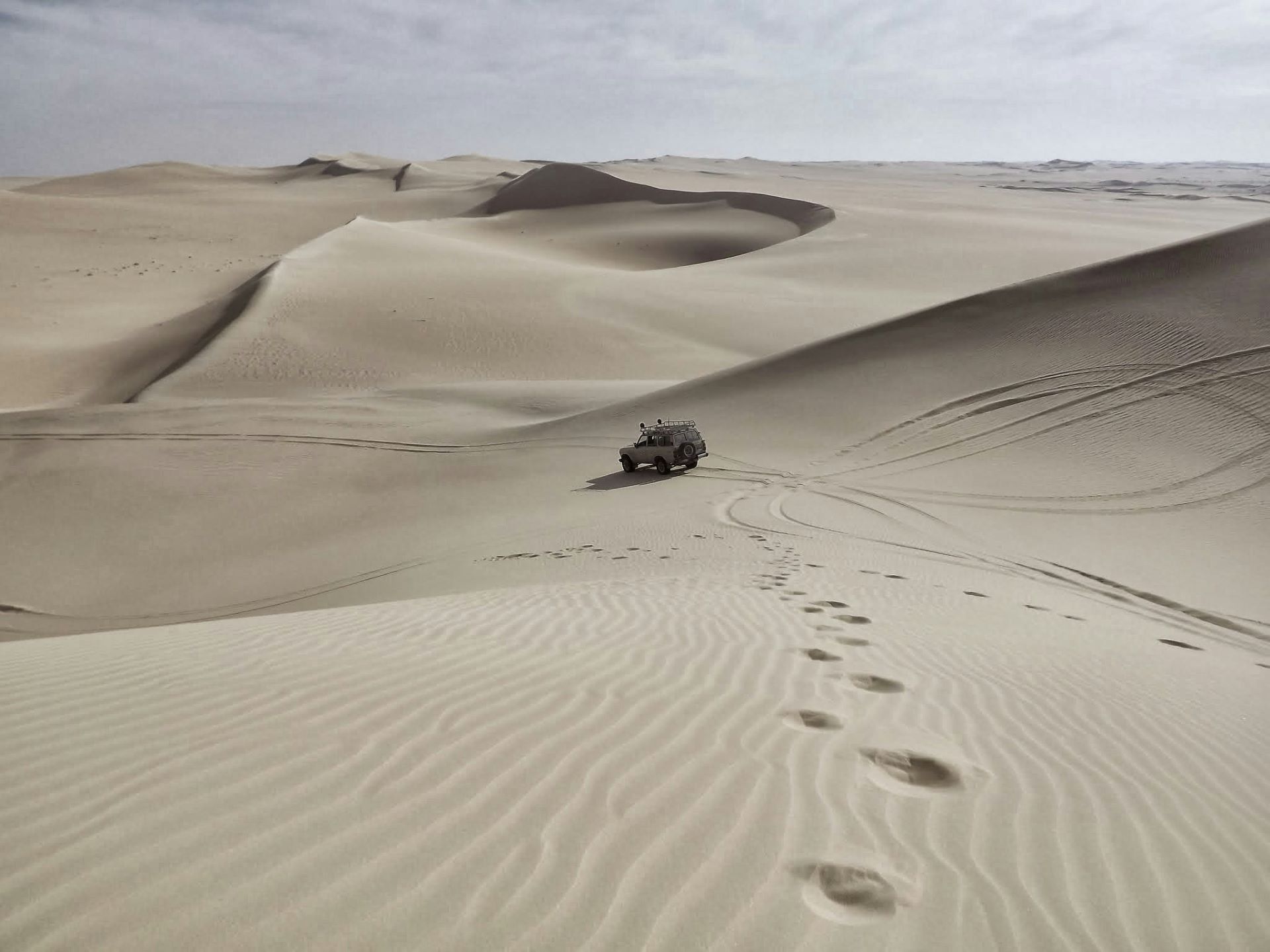off-road-on-brand-marketing-suvs-to-adventure-enthusiasts-2.jpg