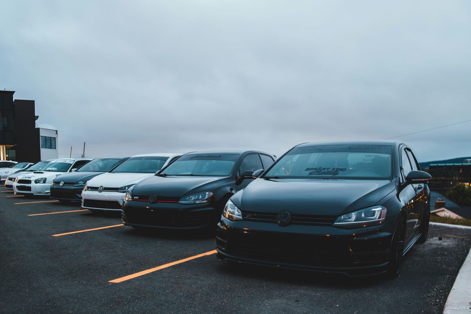 partnering-with-local-businesses-to-boost-car-sales-1-1620x1080.jpg