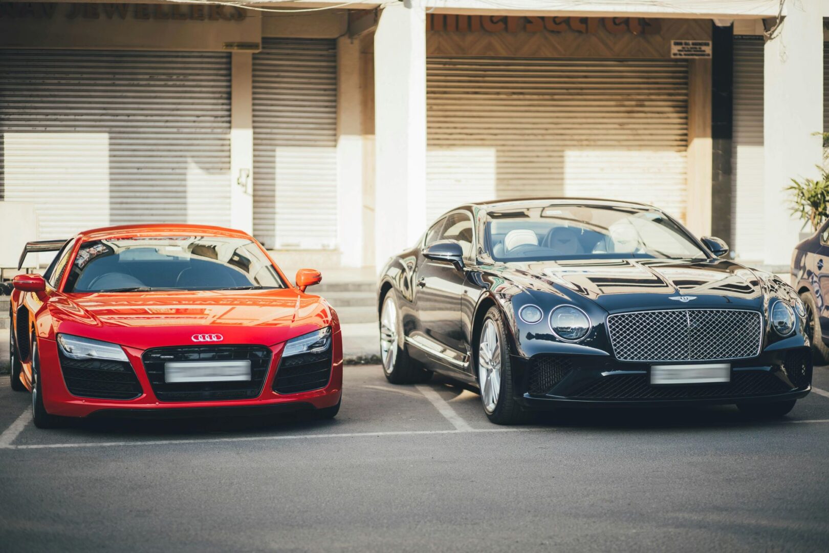 performance-meets-lifestyle-telling-the-story-of-sport-and-supercars-2-1620x1080.jpg