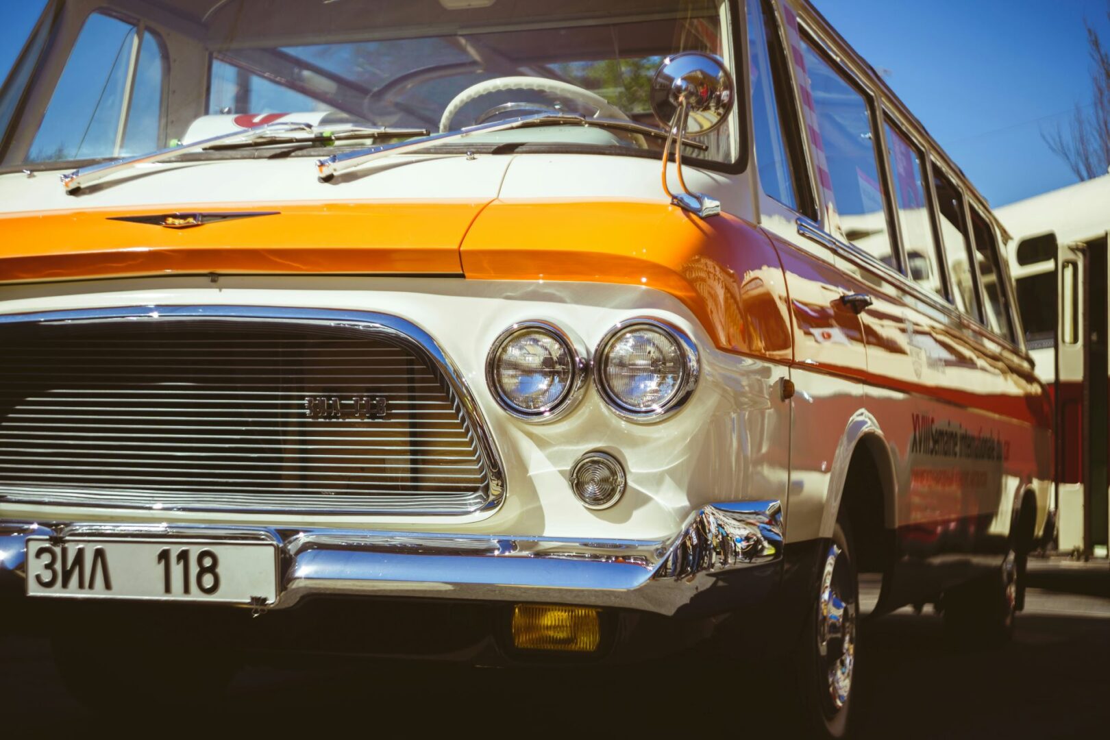 regional-customisation-in-automotive-marketing-learning-from-local-success-stories-1-1620x1080.jpg