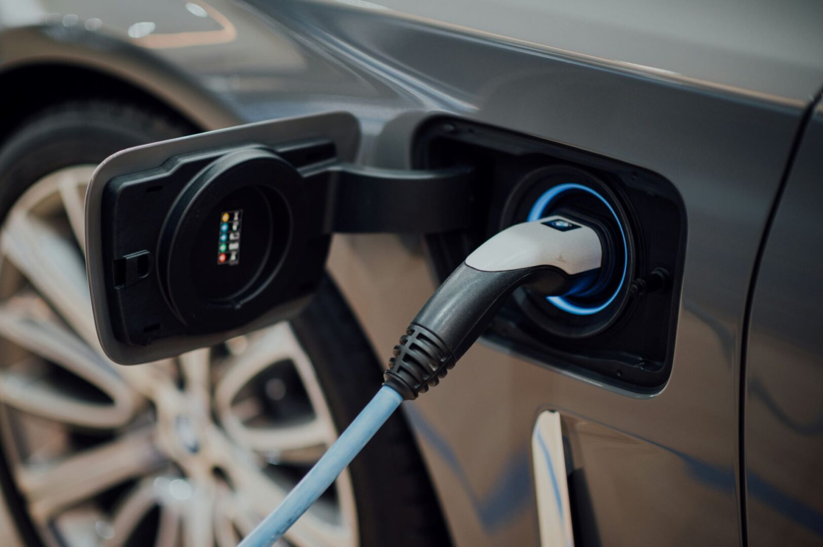 selling-to-skeptics-how-to-market-evs-in-markets-still-favouring-internal-combustion-1-1624x1080.jpg