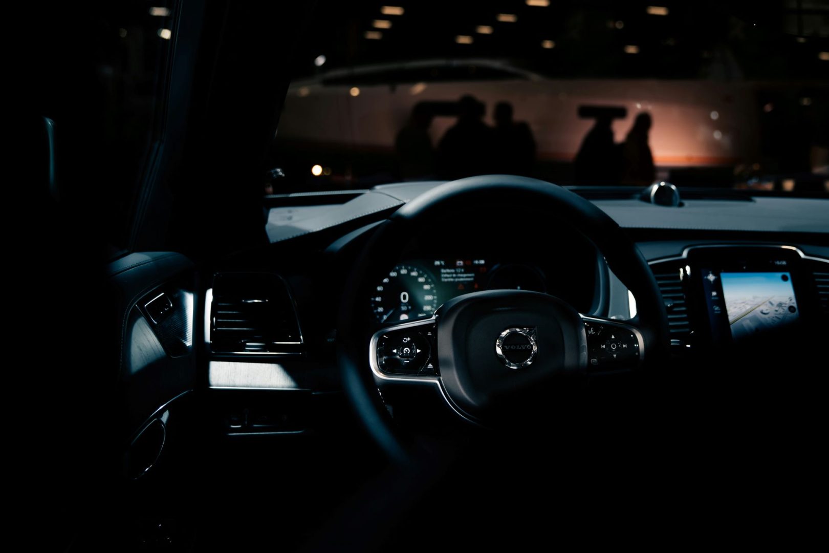 sponsoring-innovation-how-automotive-brands-advertise-through-tech-and-innovation-conferences-1620x1080.jpg