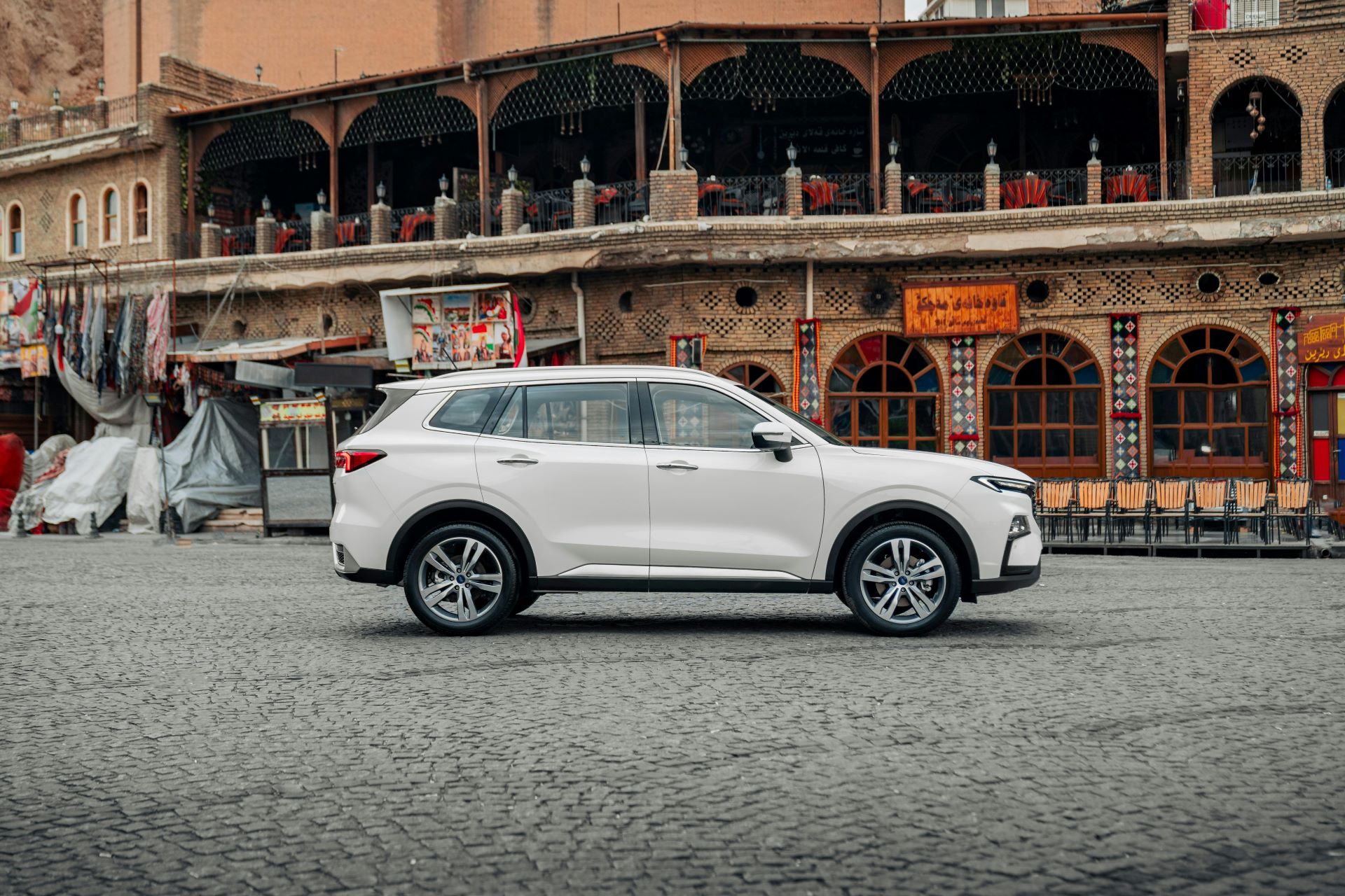 suv-culture-marketing-larger-vehicles-in-a-sustainability-conscious-world.jpg