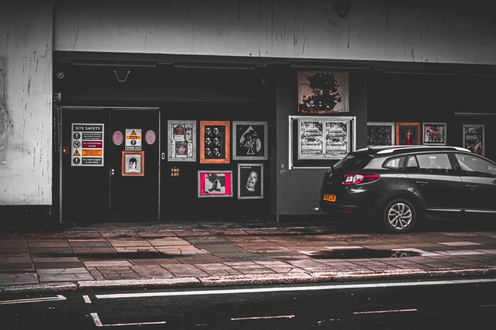 the-art-of-automotive-immersion-showrooms-stages-and-self-expression-1620x1080.jpg