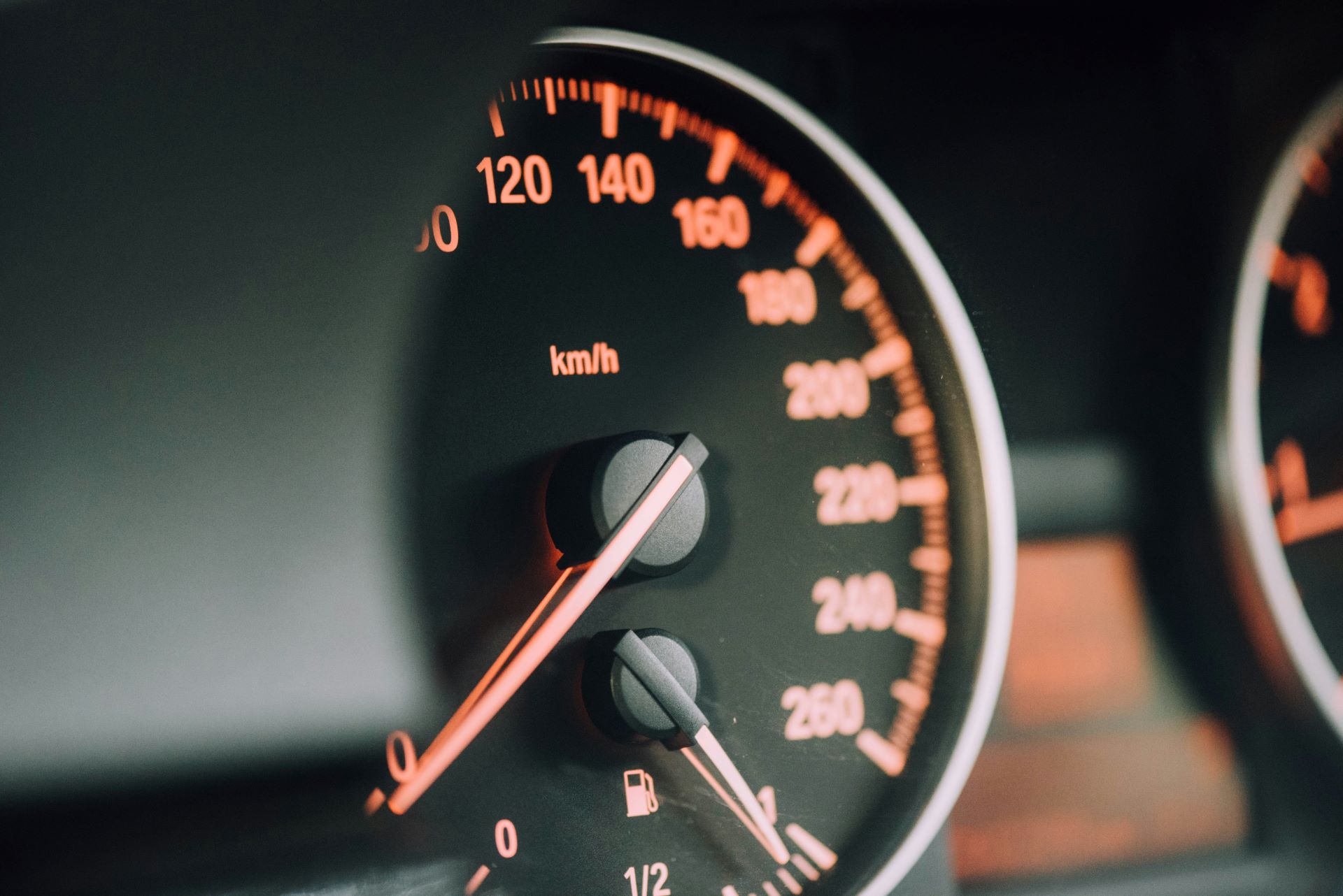 the-changing-landscape-of-automotive-advertising-in-the-face-of-privacy-concerns.jpg