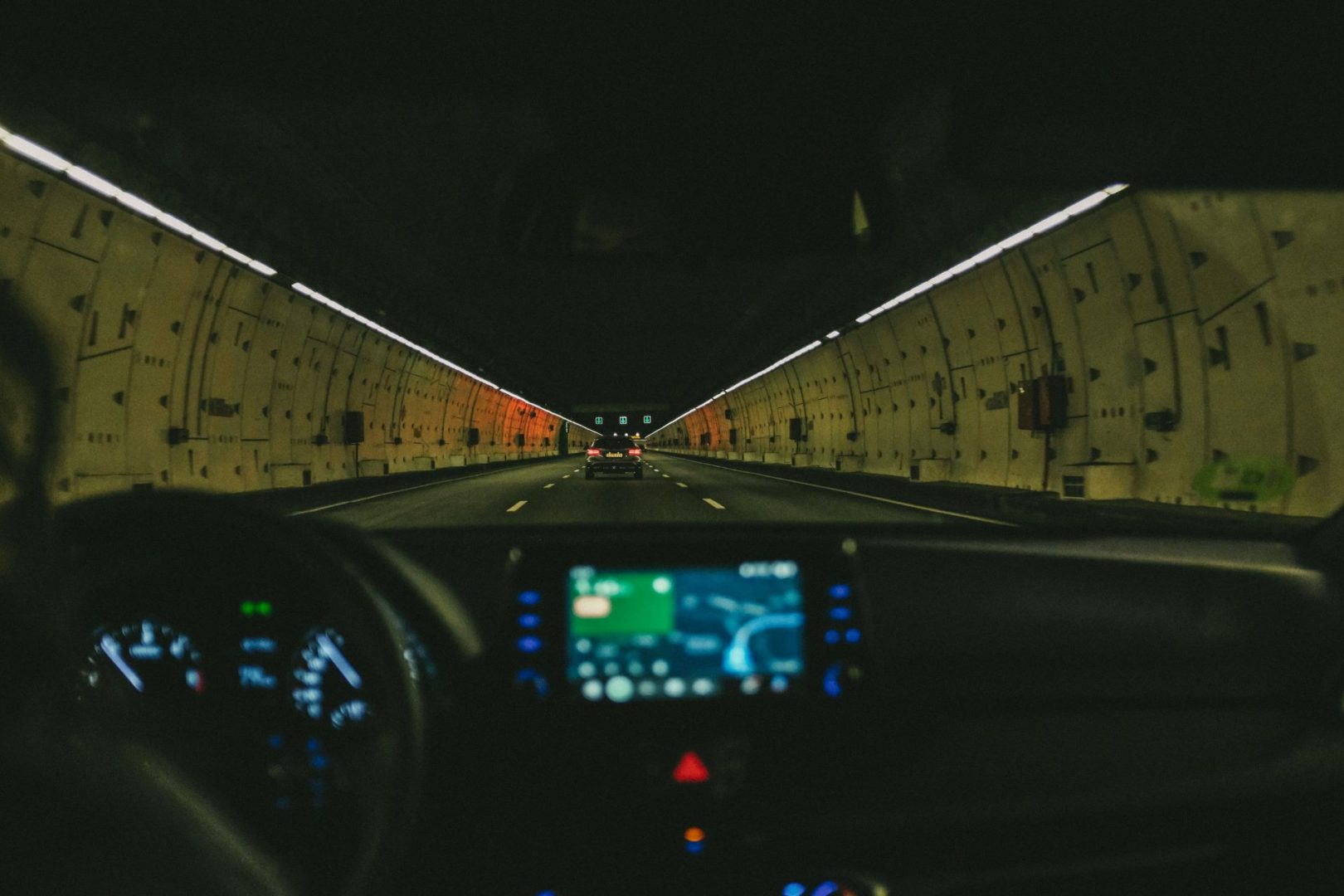 the-impact-of-autonomous-vehicles-on-automotive-marketing-1620x1080.jpg