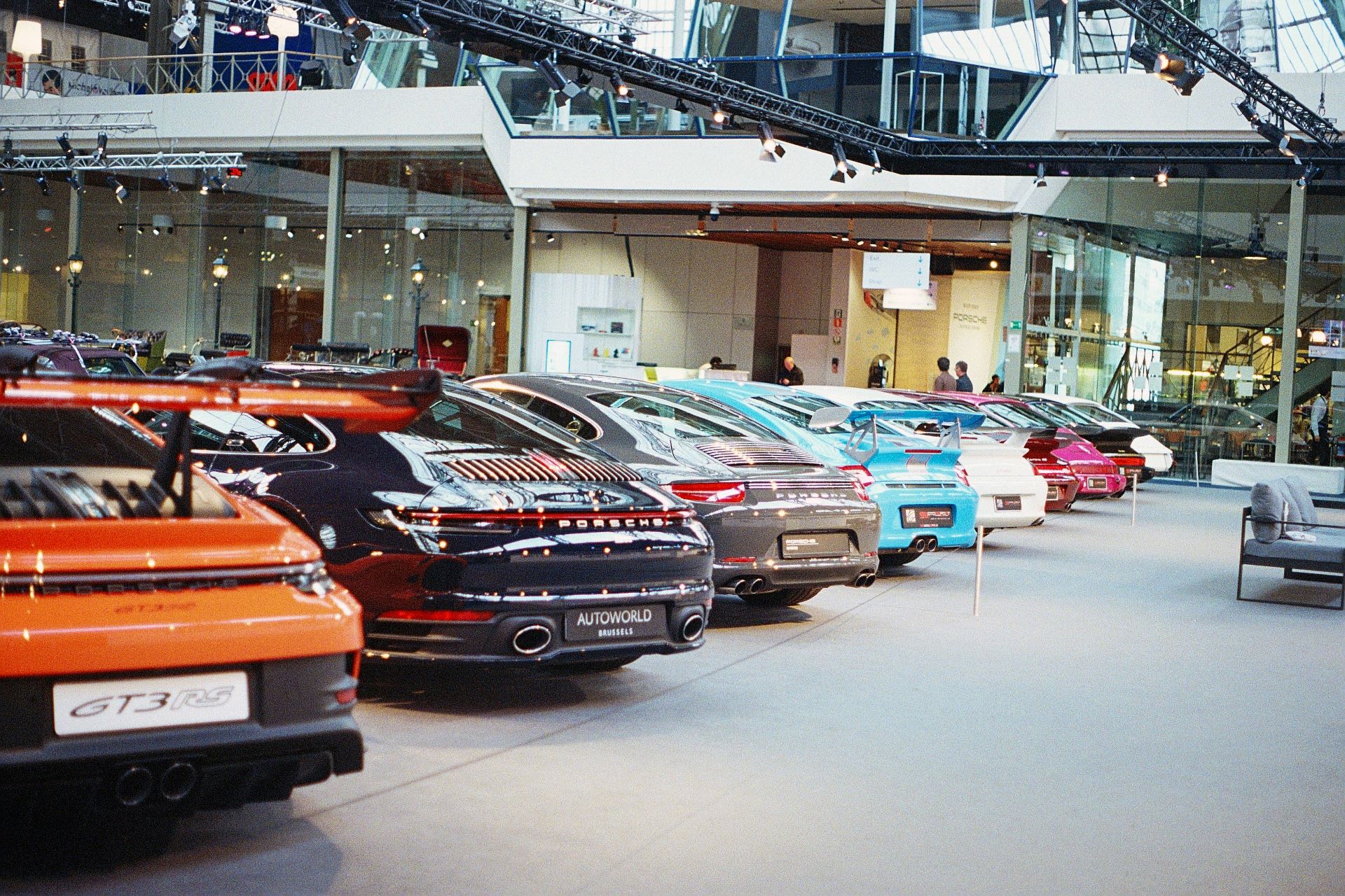 the-power-of-community-in-automotive-branding-2.jpg